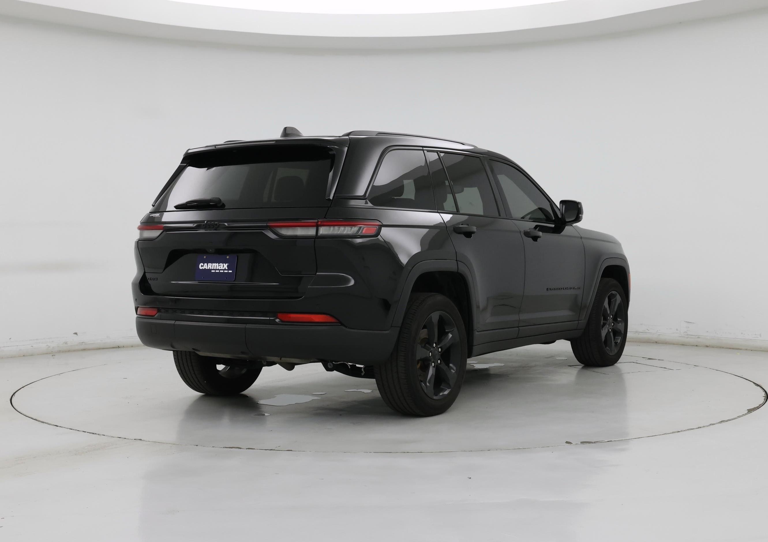 Thumbnail: 2023 Jeep Grand Cherokee - 8