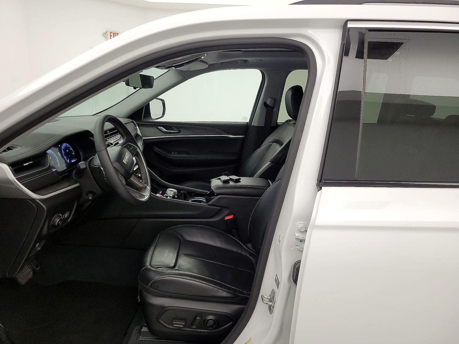 2023 Jeep Grand Cherokee Limited - Photo 12