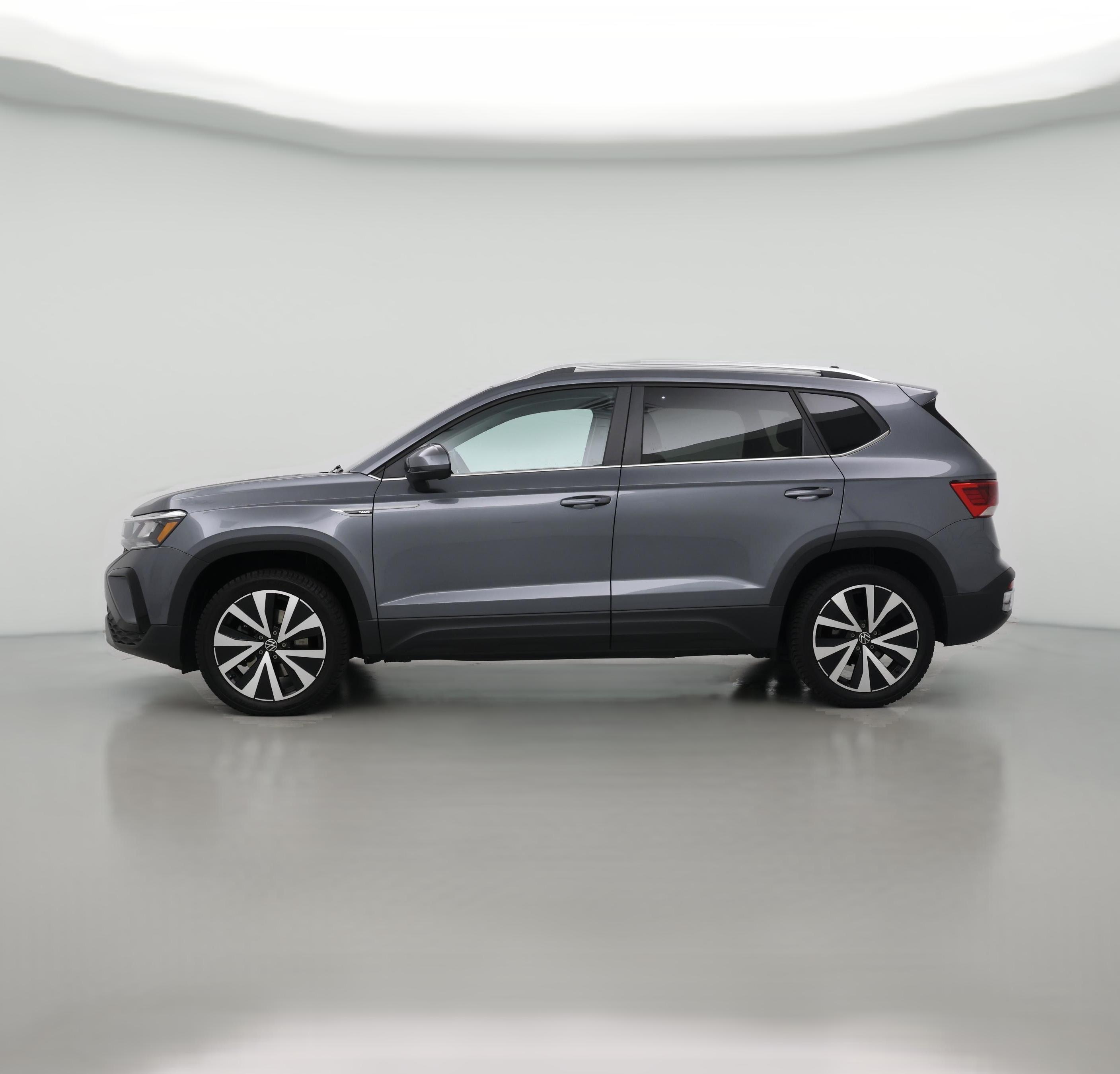Thumbnail: 2022 Volkswagen Taos - 1