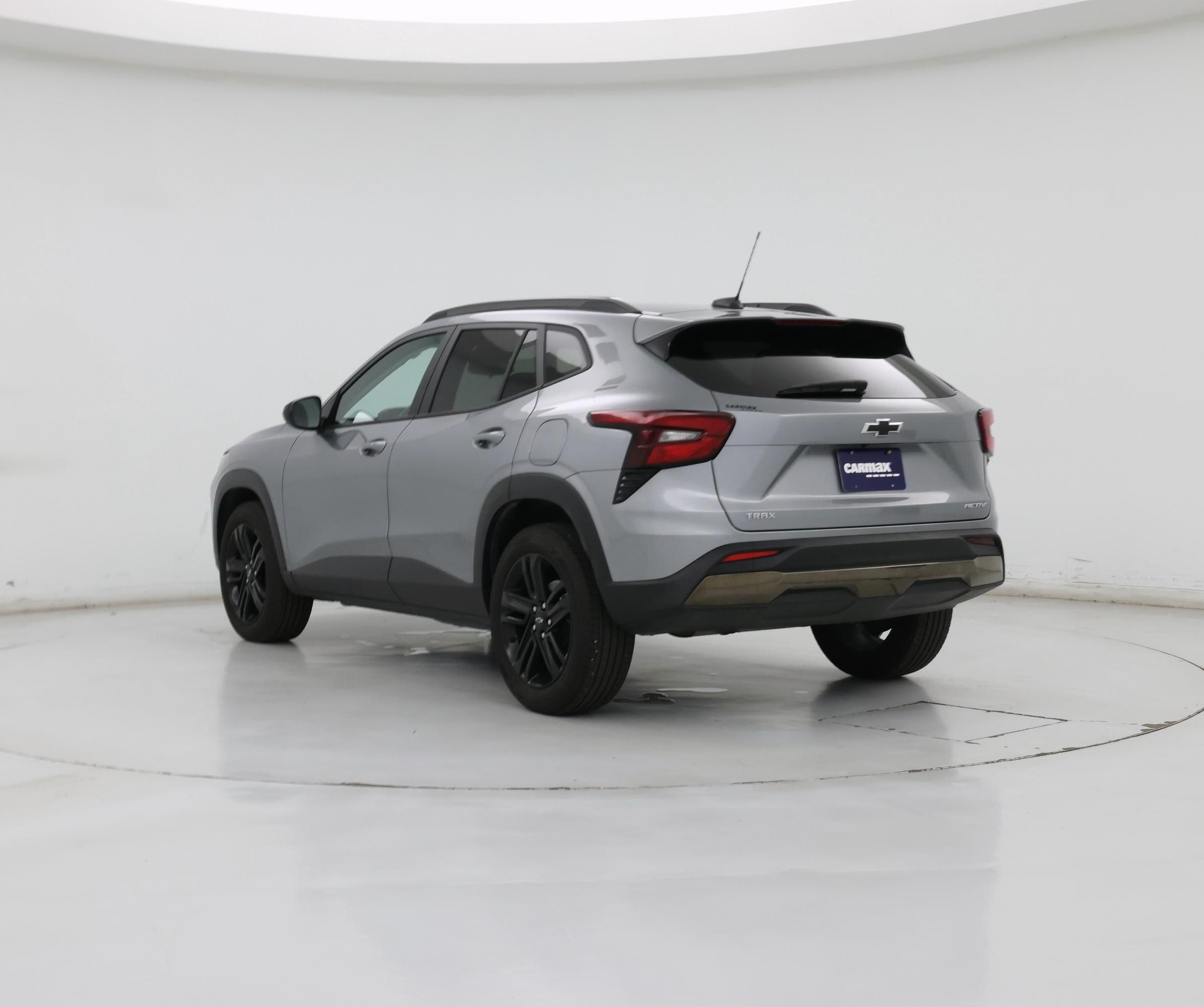 Thumbnail: 2025 Chevrolet Trax - 2