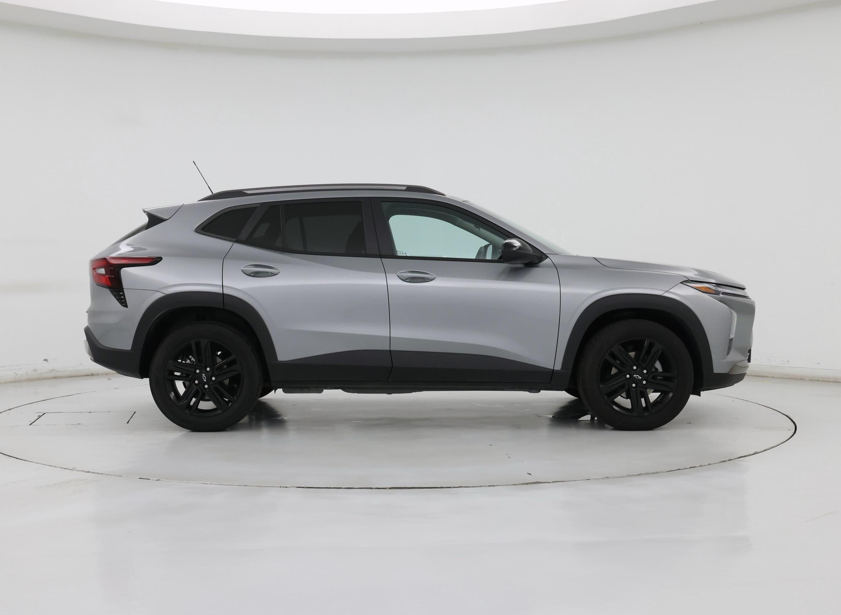 Thumbnail: 2025 Chevrolet Trax - 7