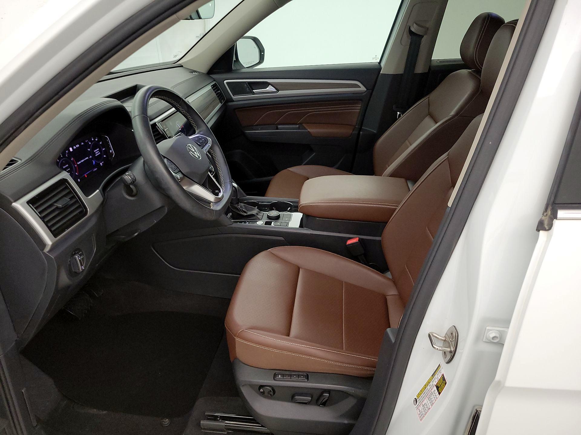 Thumbnail: 2023 Volkswagen Atlas - 11
