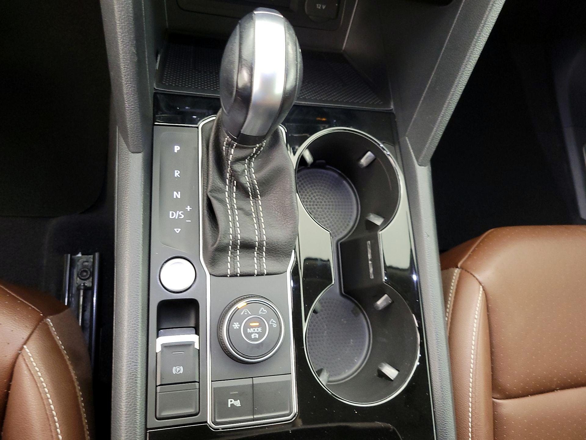 Thumbnail: 2023 Volkswagen Atlas - 18