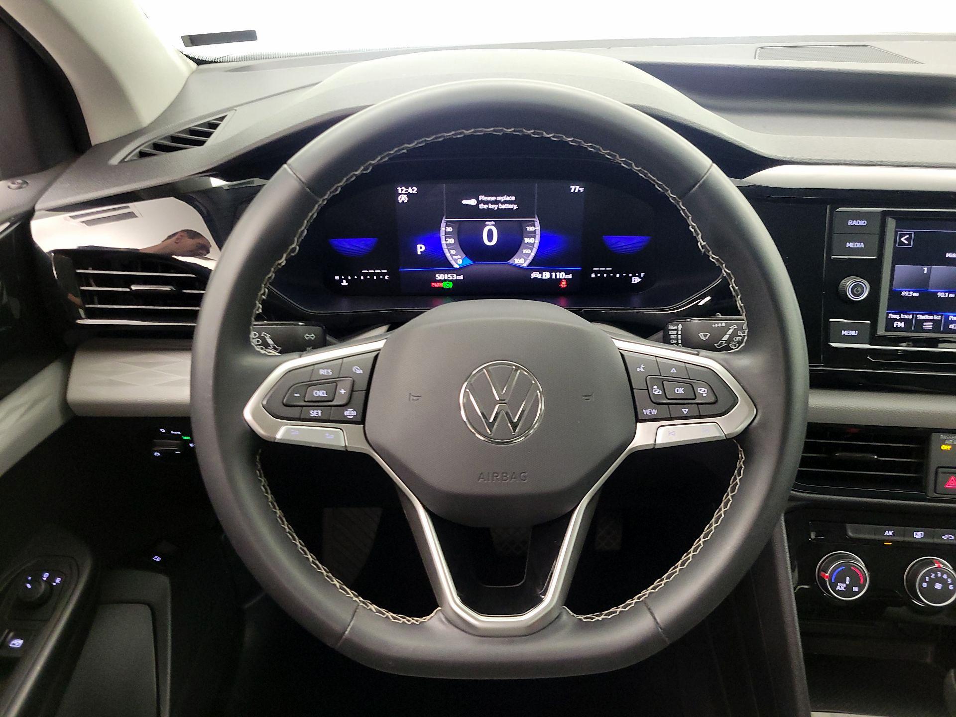 Thumbnail: 2023 Volkswagen Taos - 10