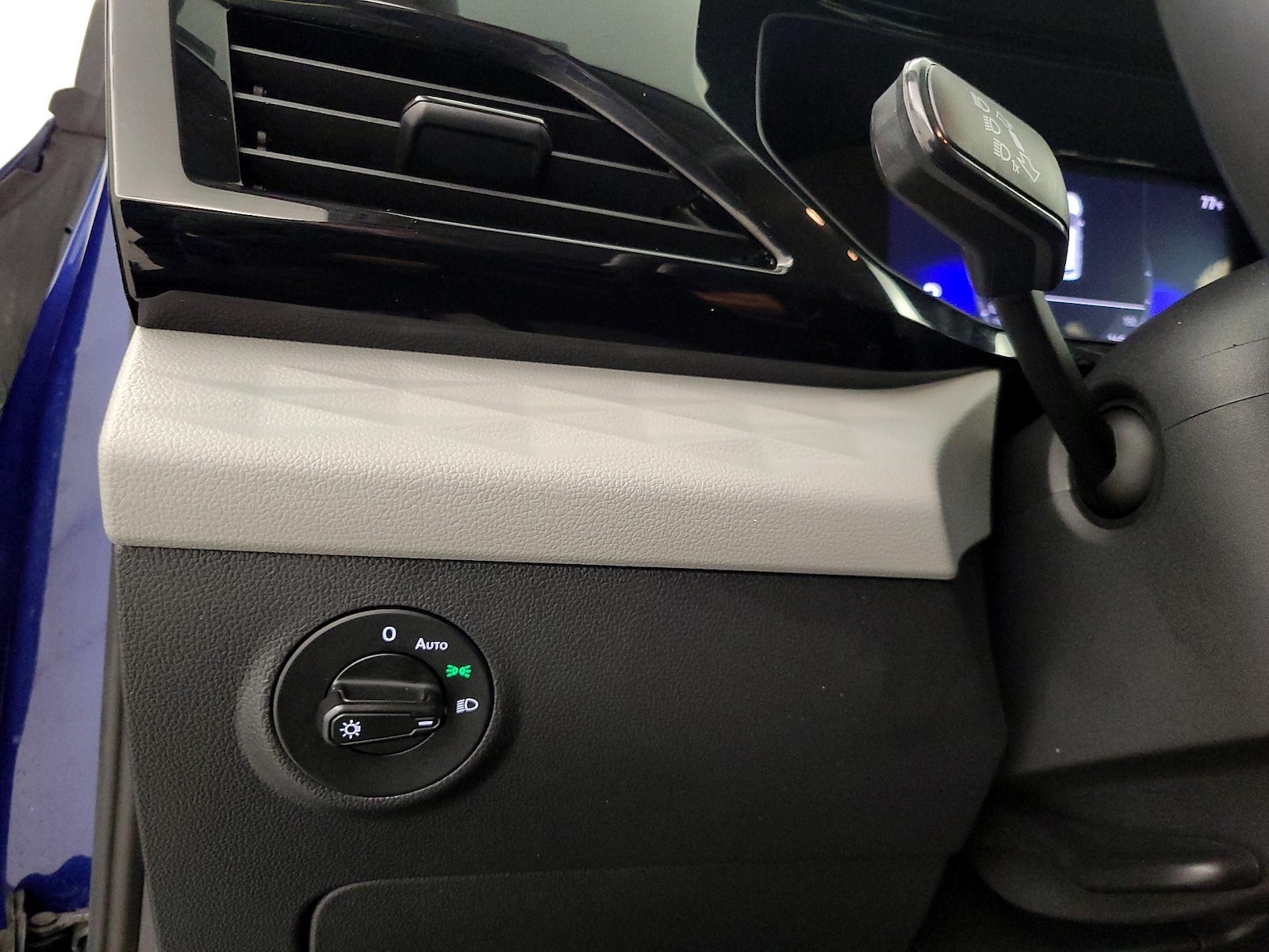 2023 Volkswagen Taos S - Photo 14