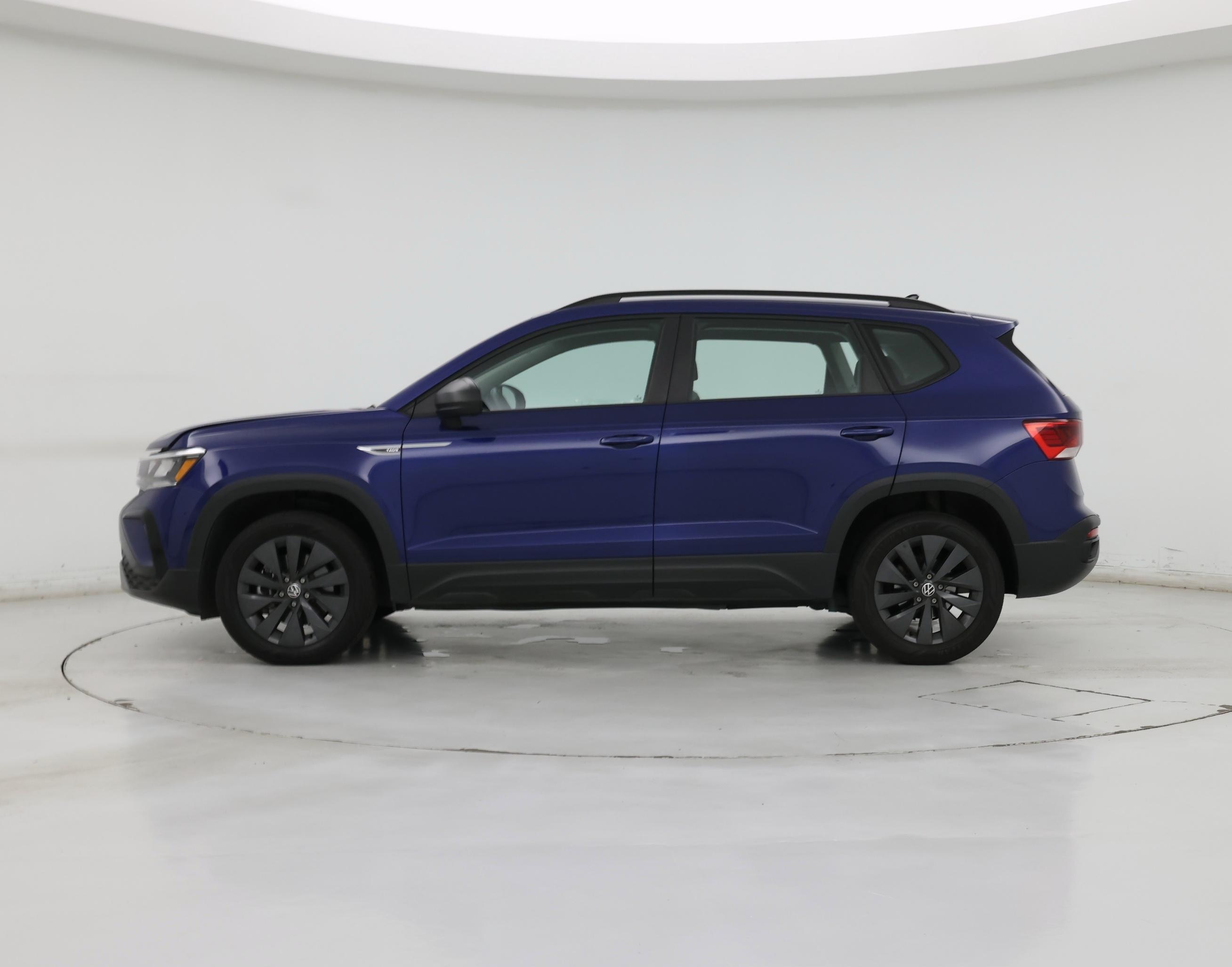 Thumbnail: 2023 Volkswagen Taos - 3