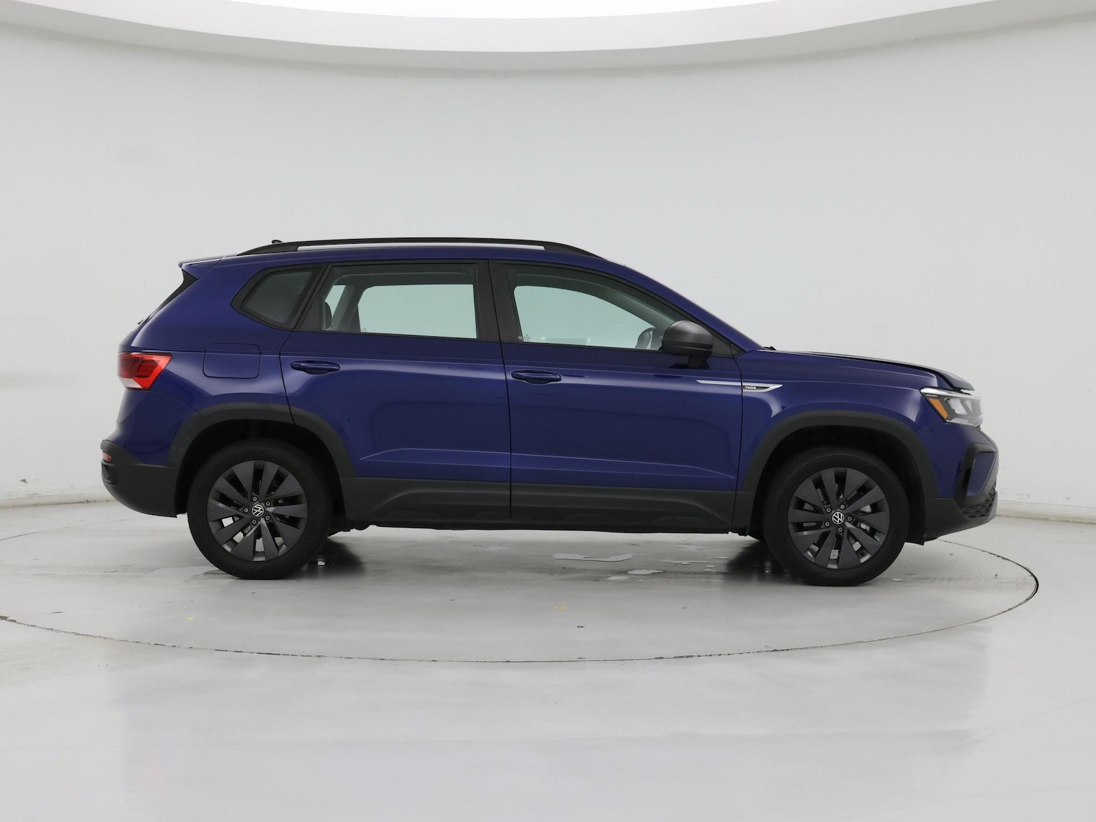 2023 Volkswagen Taos S - Photo 8