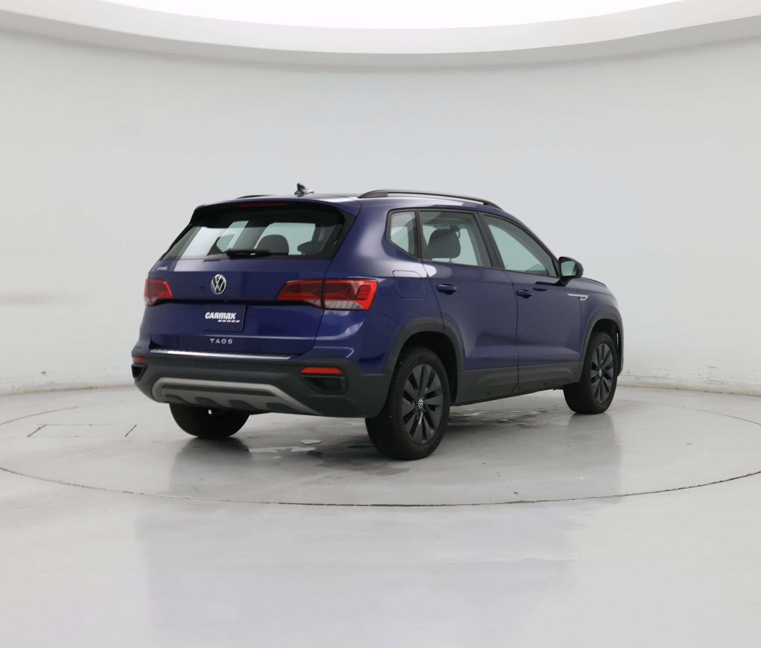 Thumbnail: 2023 Volkswagen Taos - 8