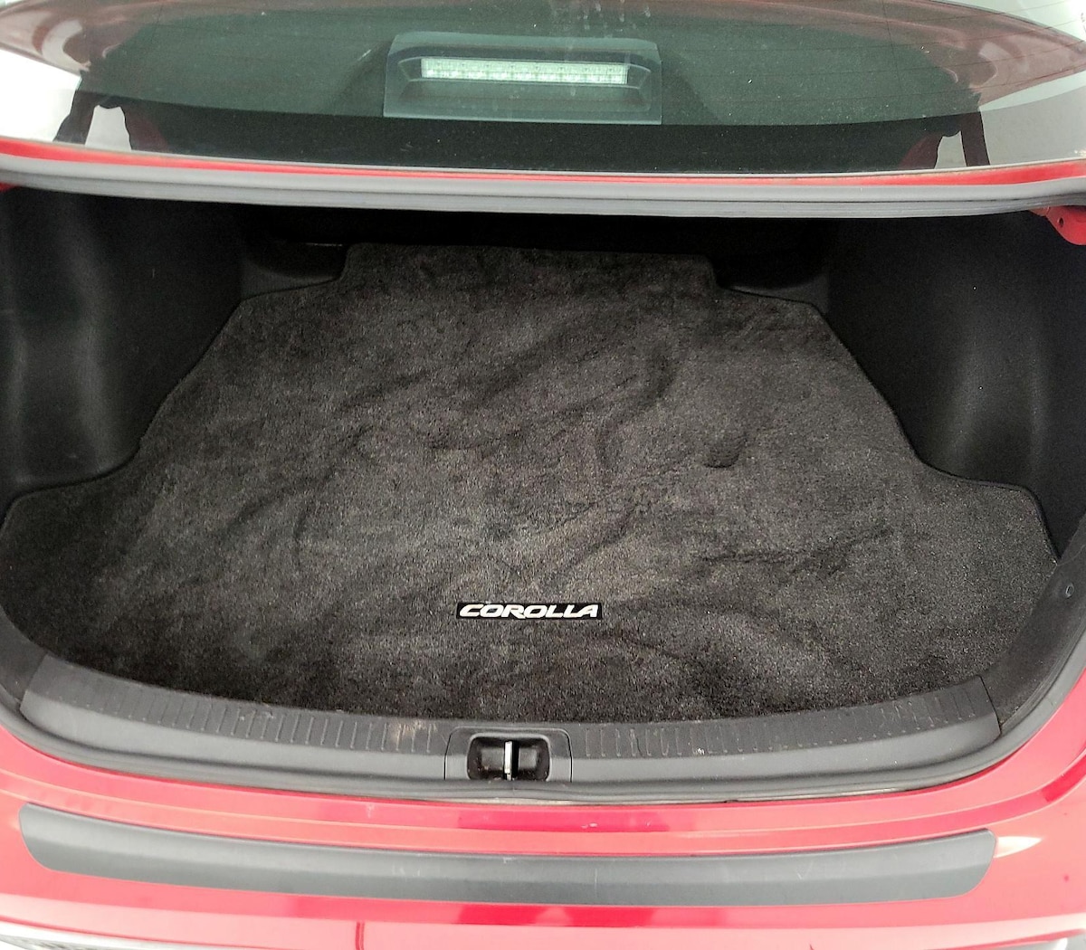 Trunk/Cargo (Seats Up)