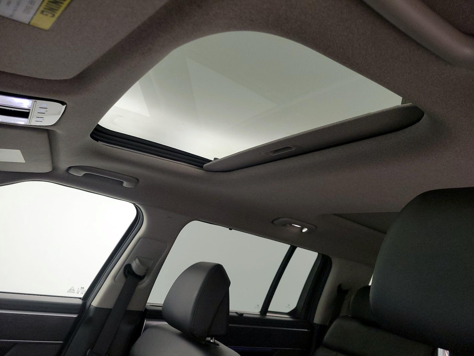 Sunroof(s) & Skylight(s)