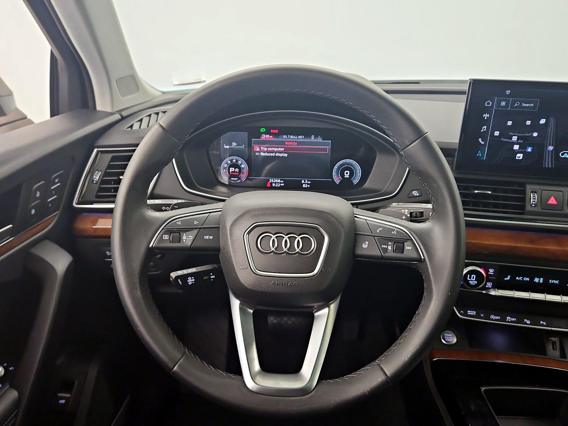 Thumbnail: 2022 Audi Q5 - 10