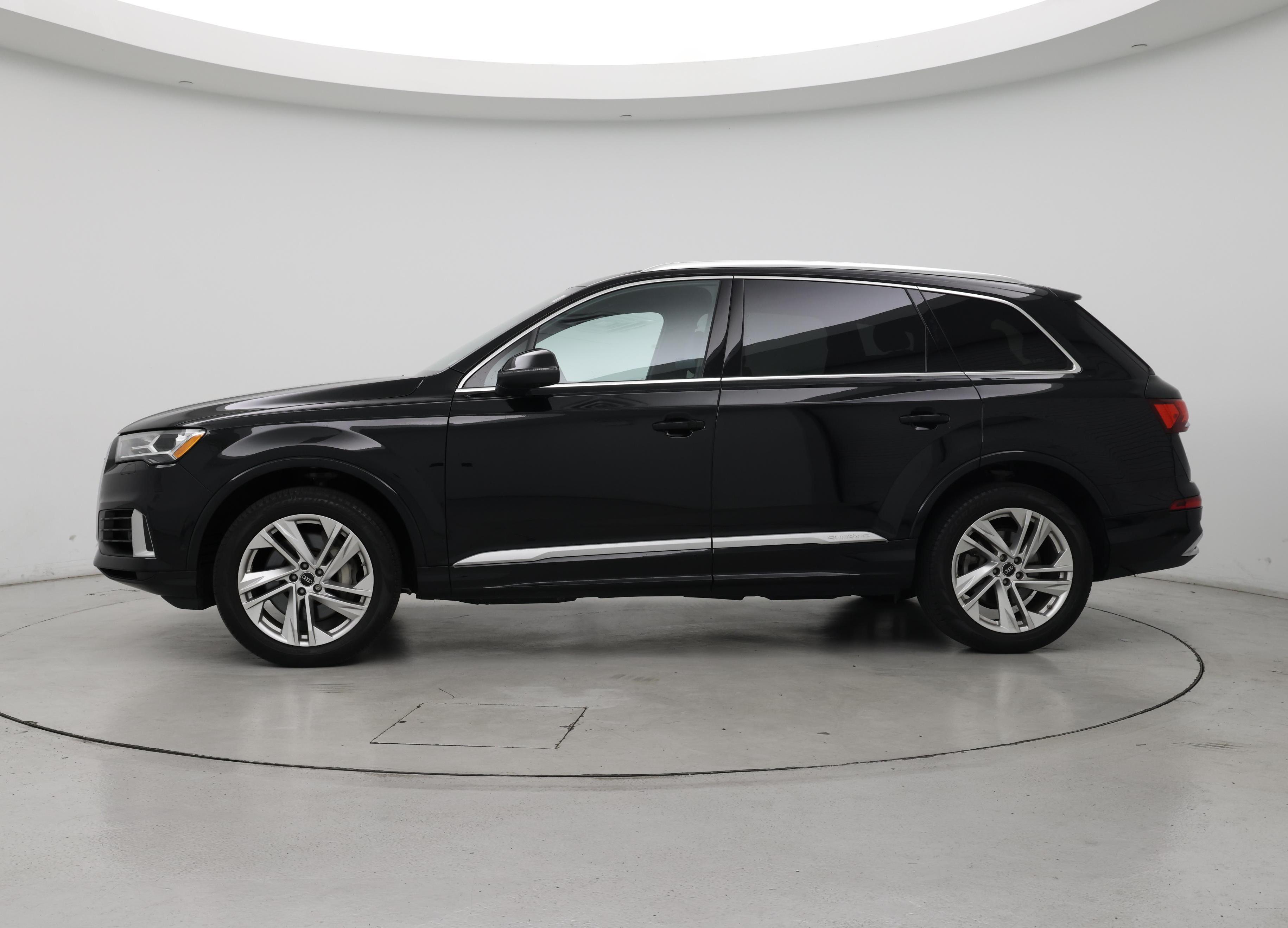 Thumbnail: 2022 Audi Q7 - 3