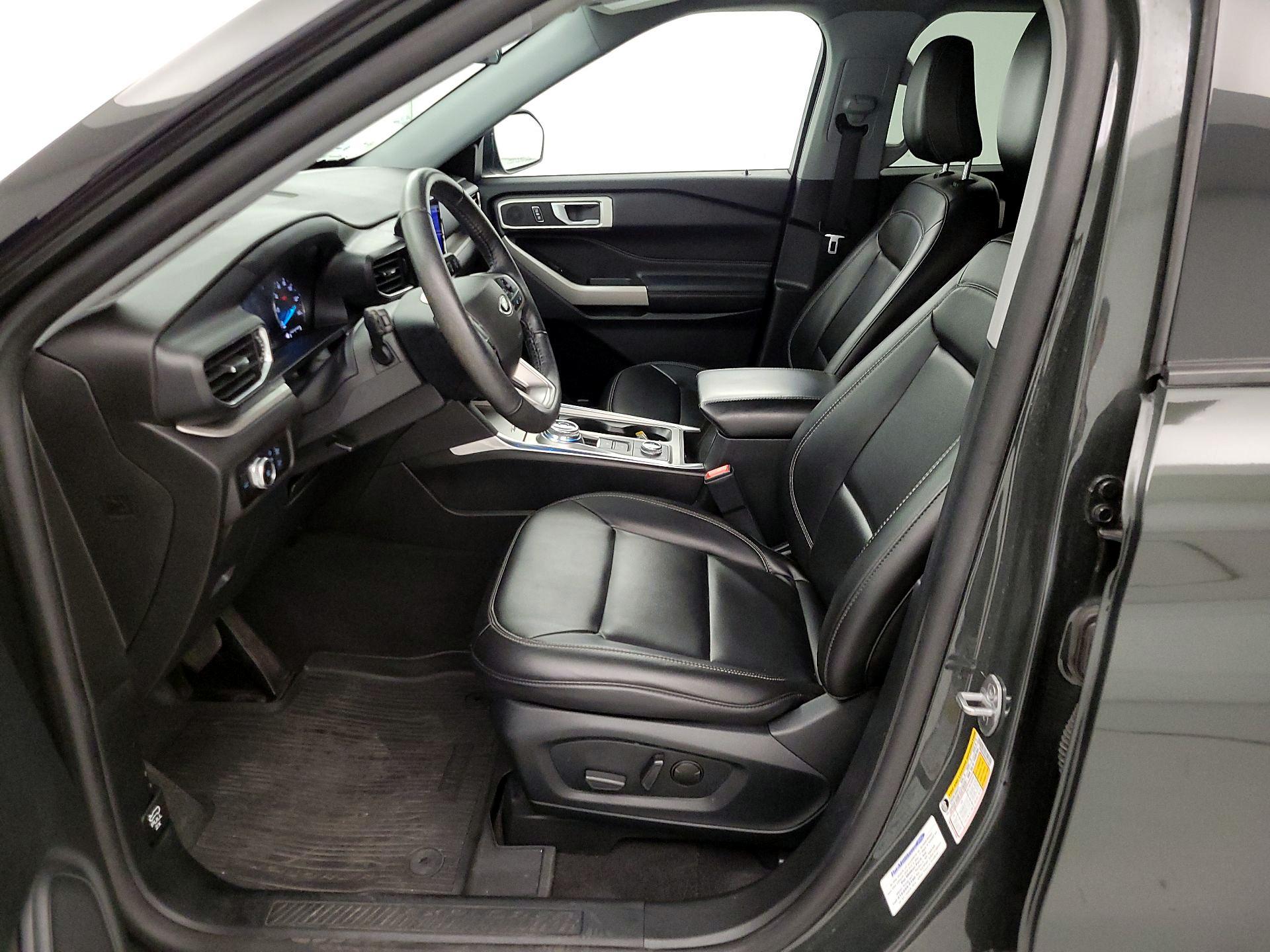 Thumbnail: 2022 Ford Explorer - 11
