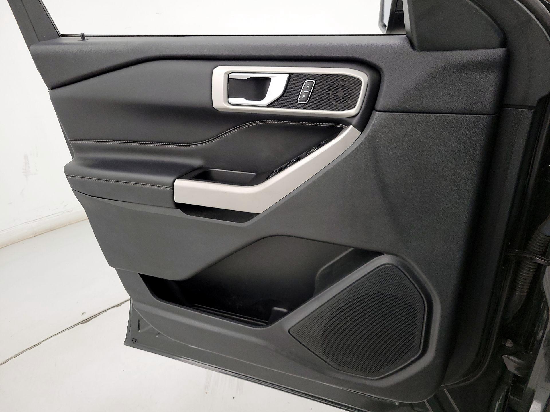 Thumbnail: 2022 Ford Explorer - 12