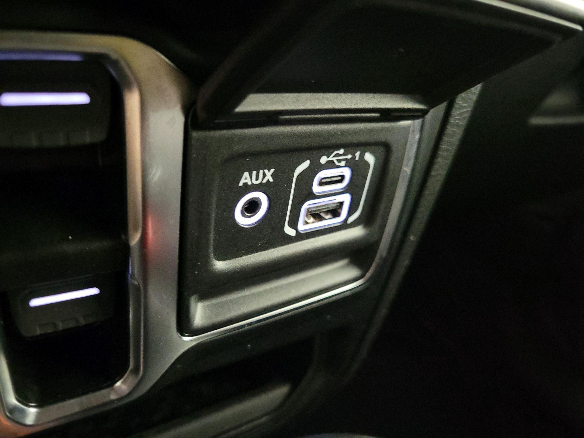 Thumbnail: 2024 Jeep Wrangler - 19