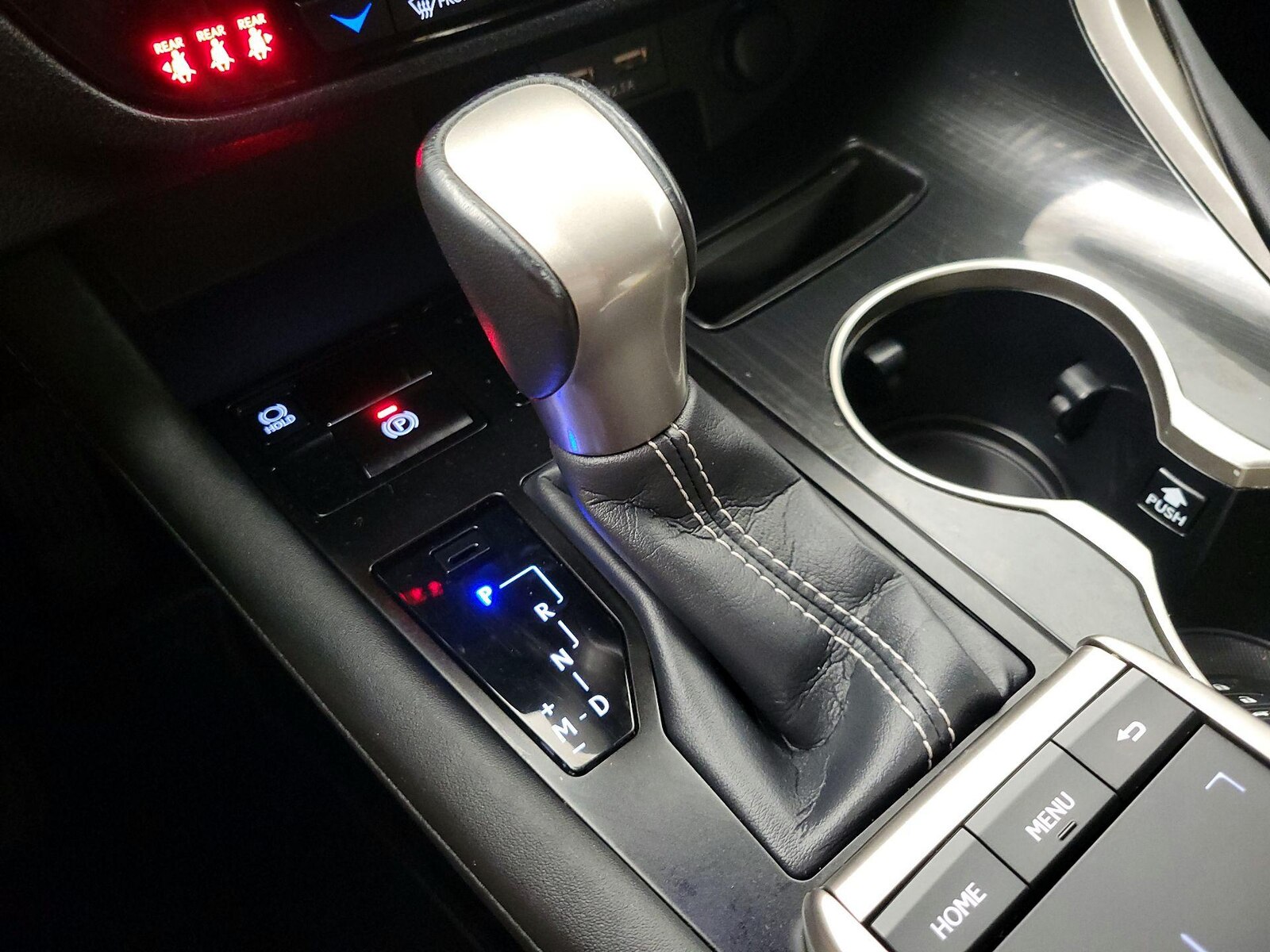 2022 Lexus RX 350 - Photo 18