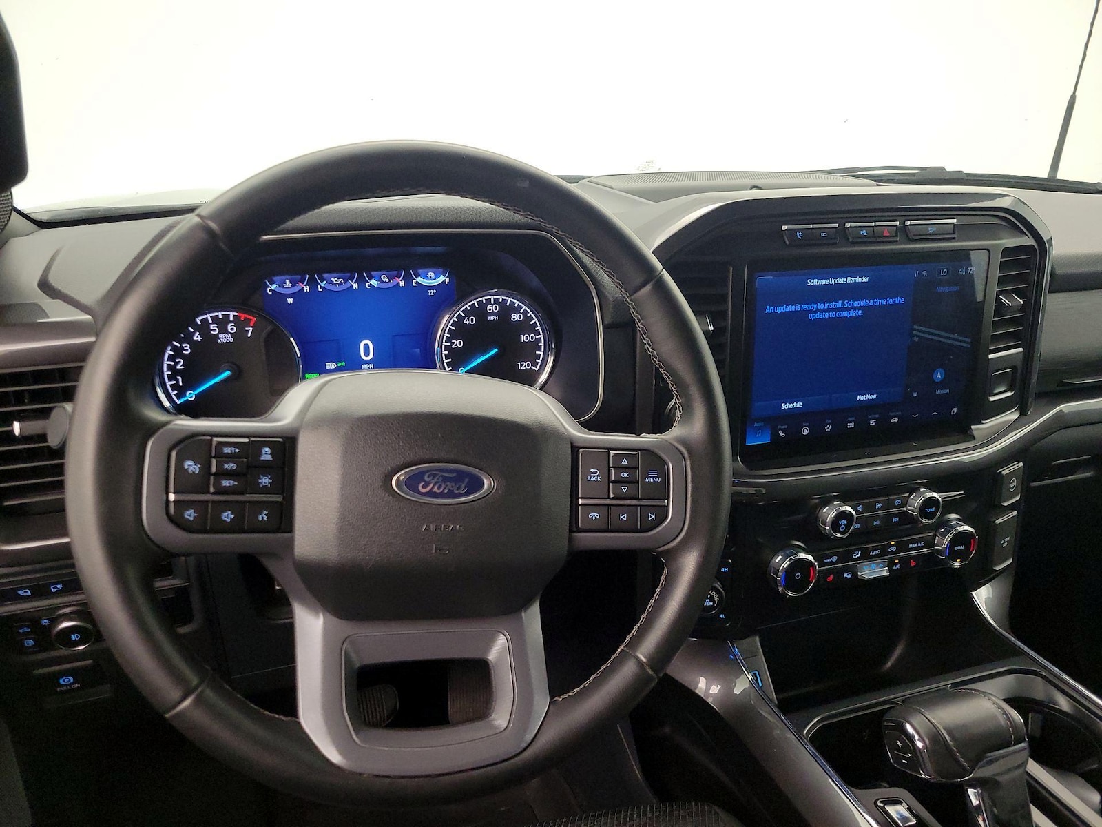 2023 Ford F-150 XLT - Photo 10