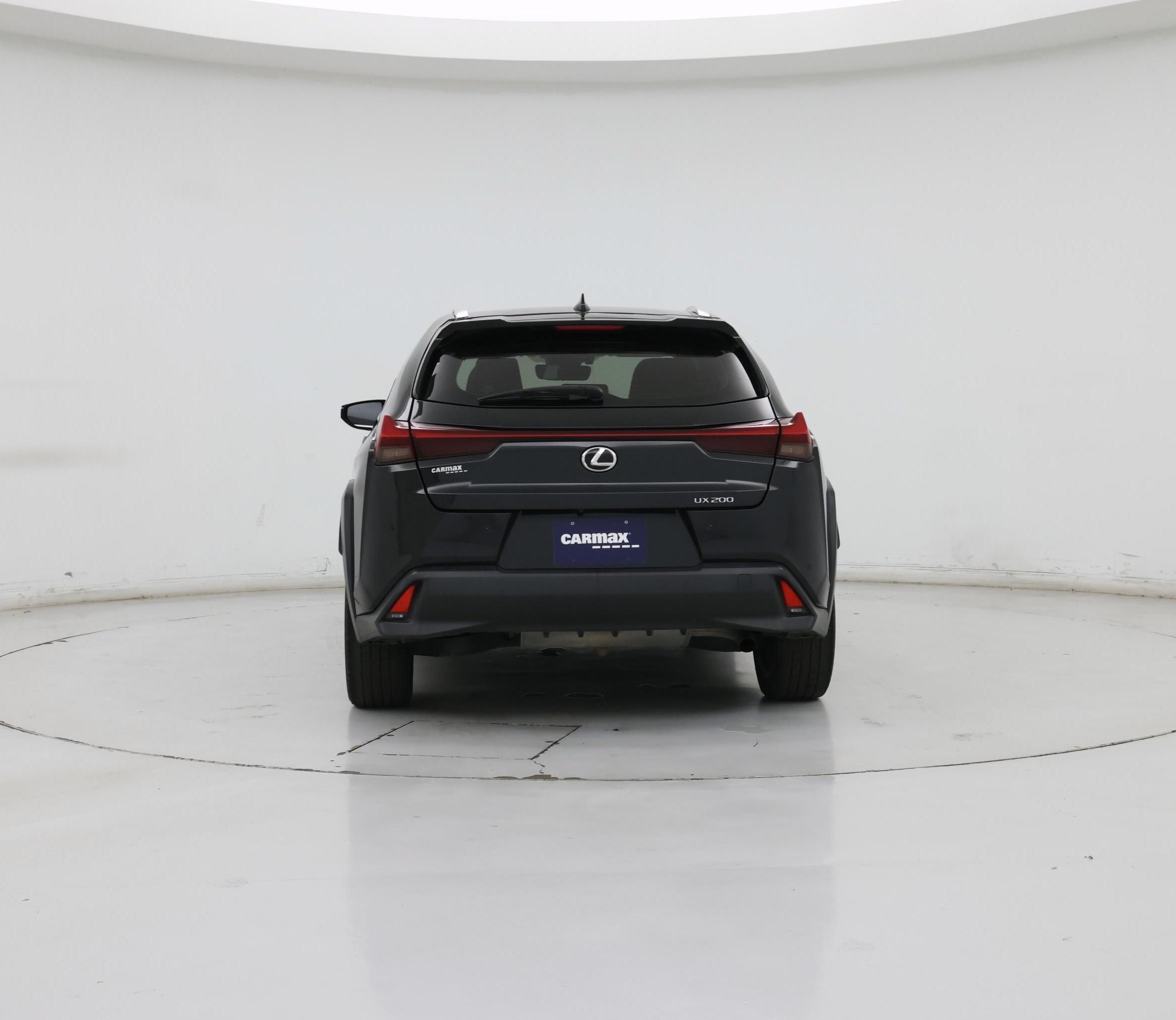 Thumbnail: 2021 Lexus UX - 6
