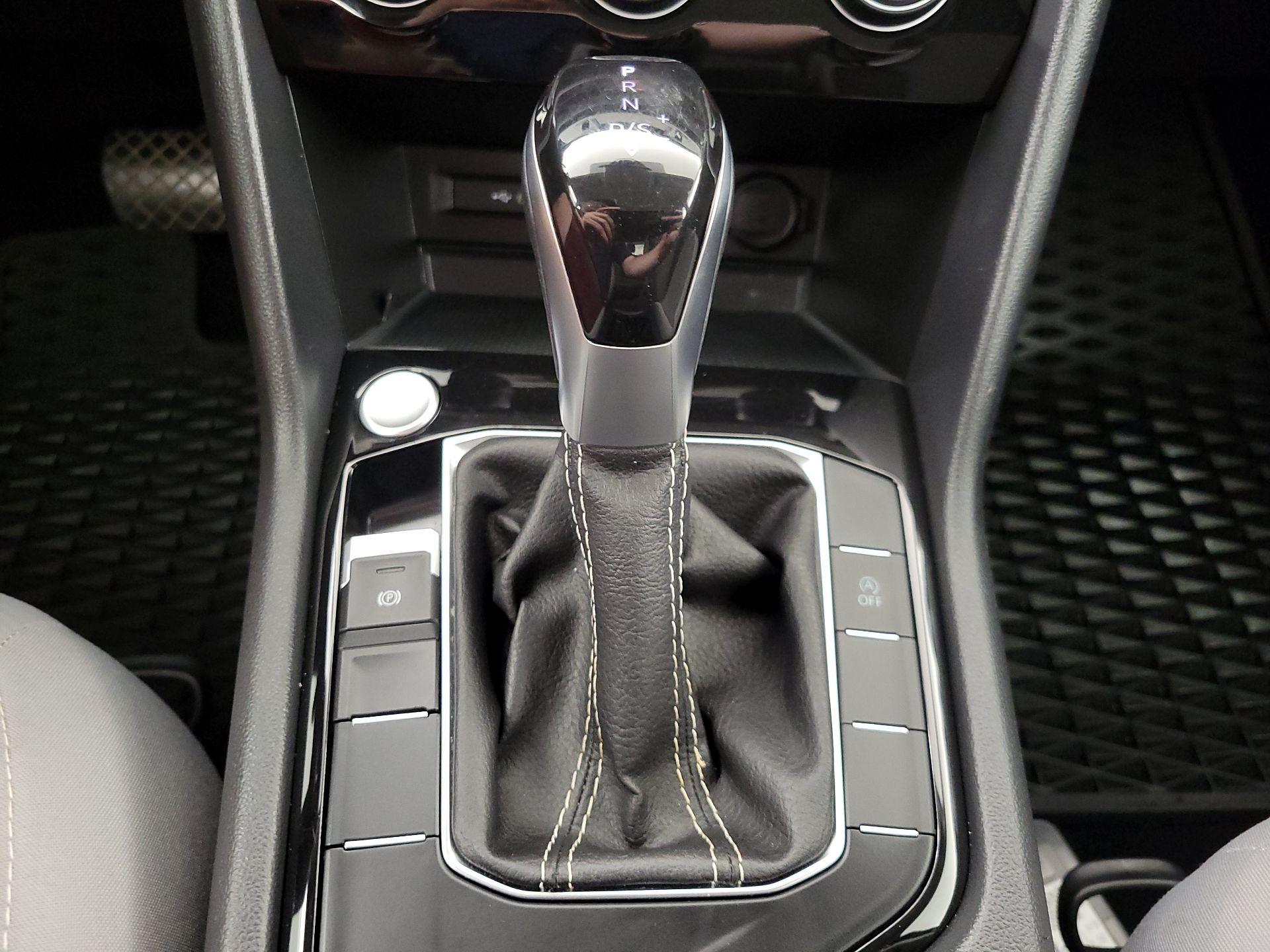 Thumbnail: 2024 Volkswagen Taos - 17