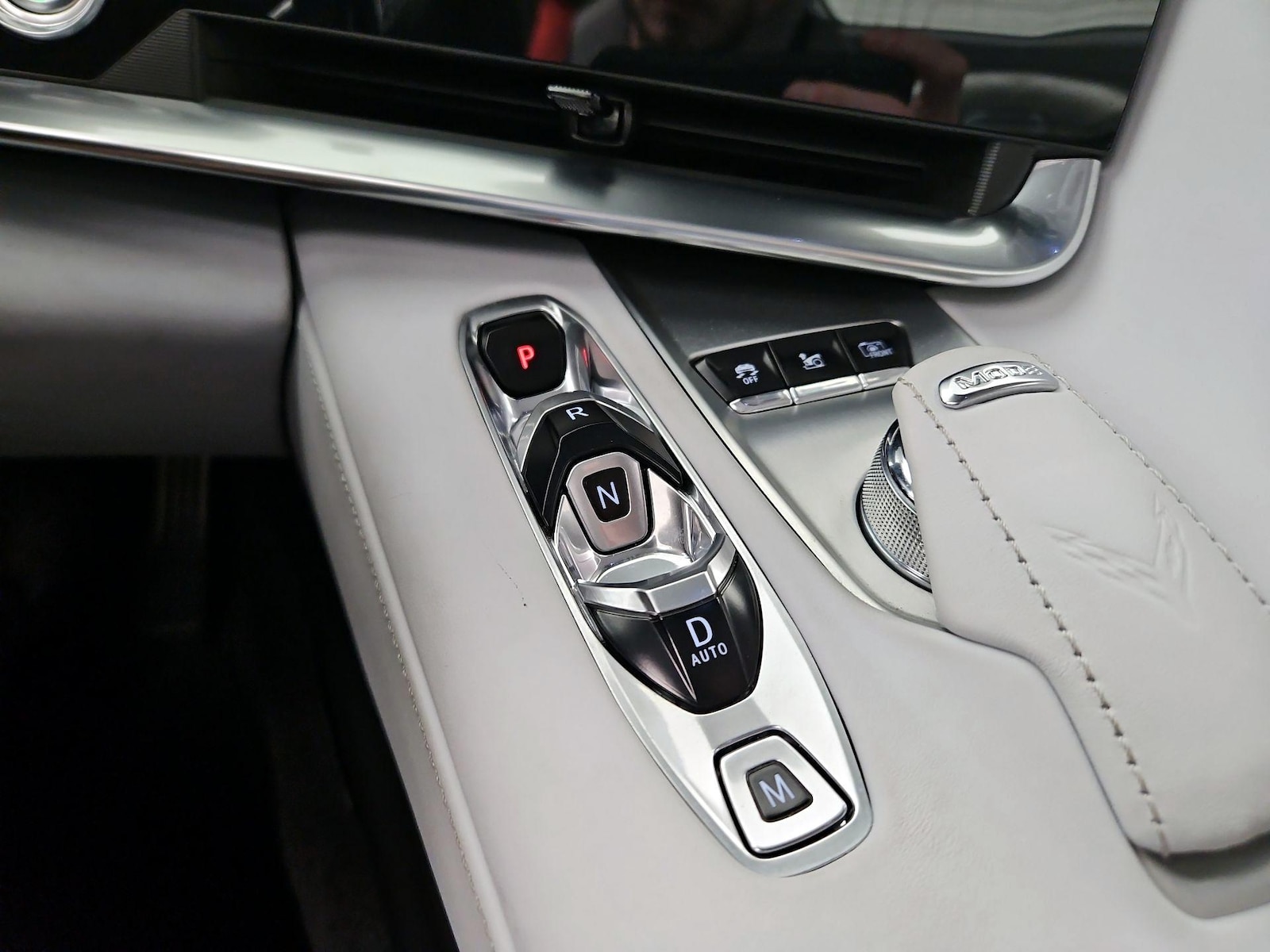 2024 Chevrolet Corvette 3LT - Photo 18