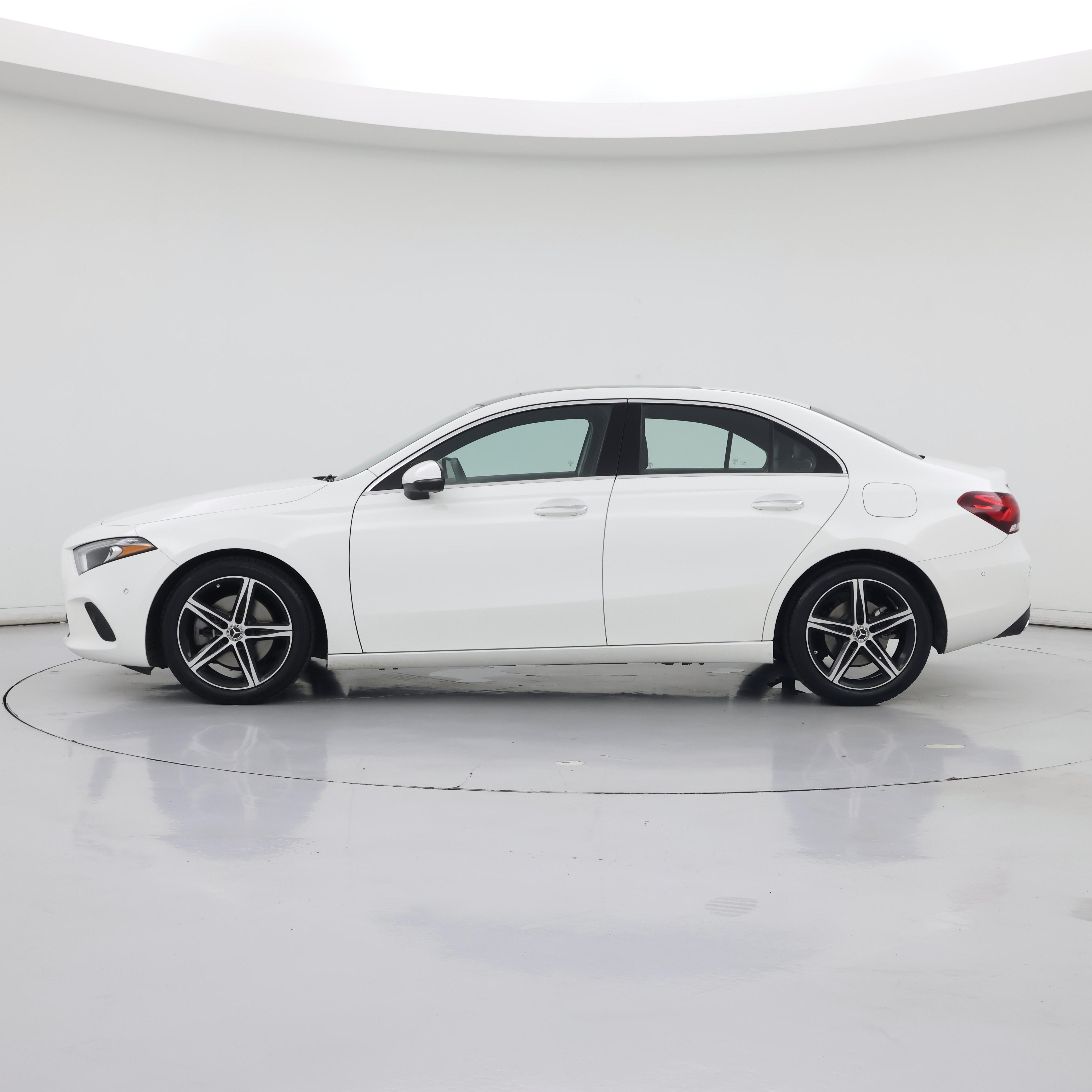 Thumbnail: 2022 Mercedes-Benz A-Class - 3