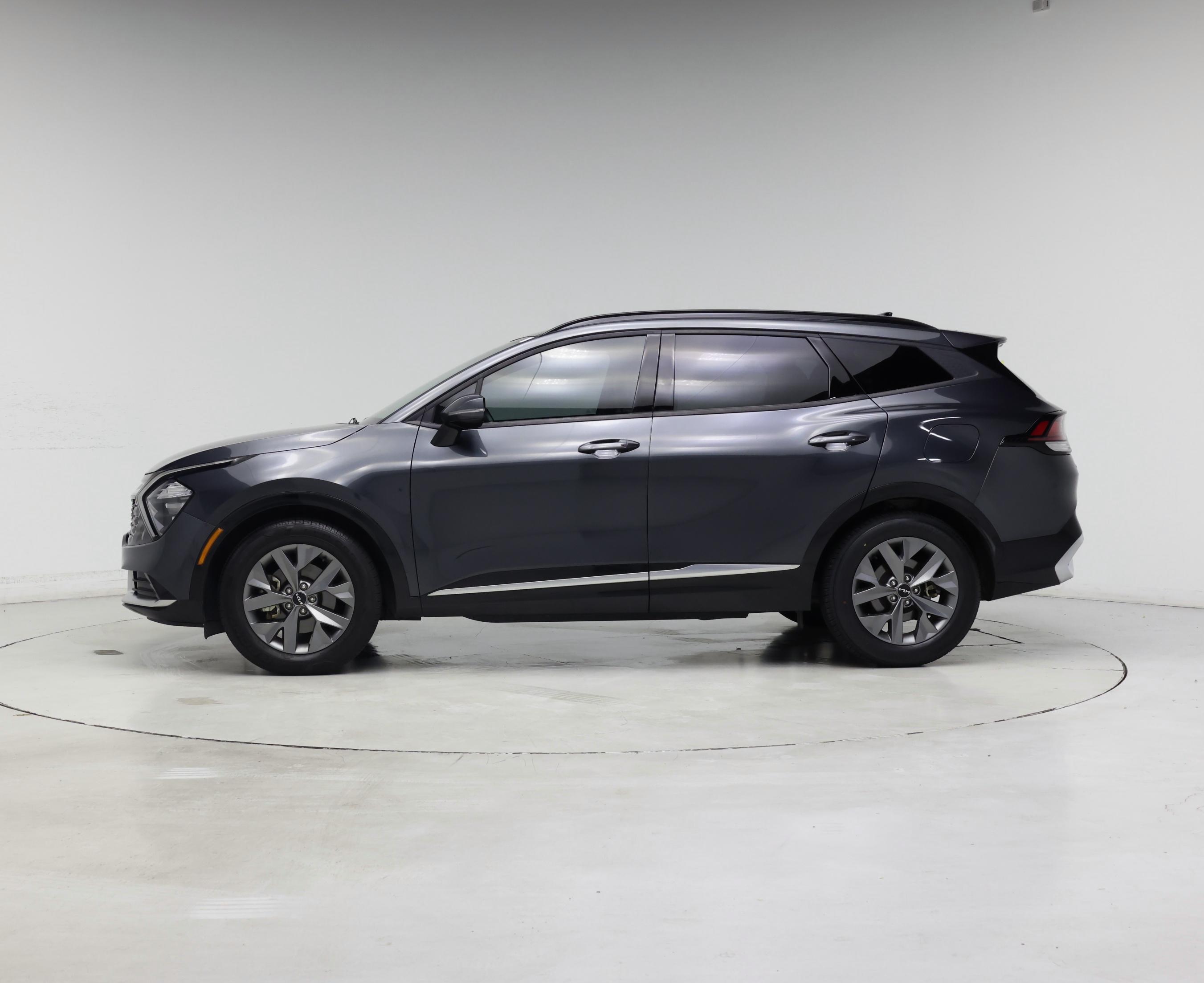 Thumbnail: 2023 Kia Sportage - 3