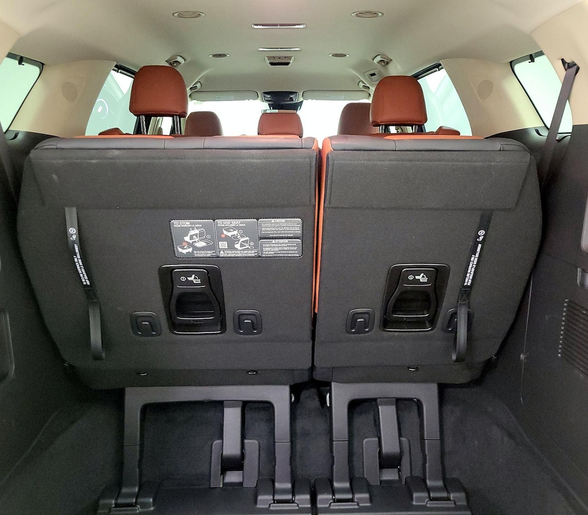 Trunk/Cargo (Seats Up)