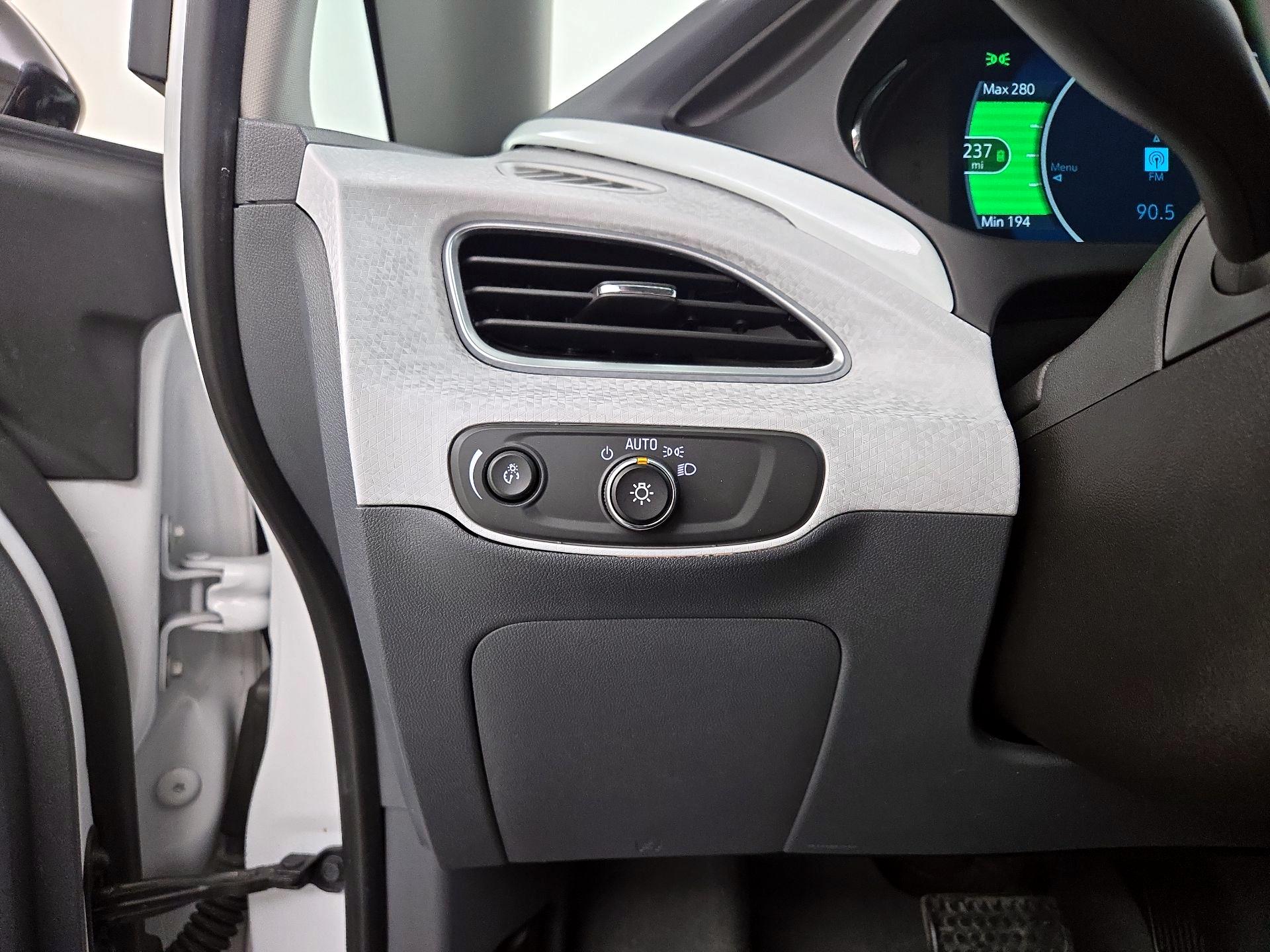 Thumbnail: 2021 Chevrolet Bolt EV - 13