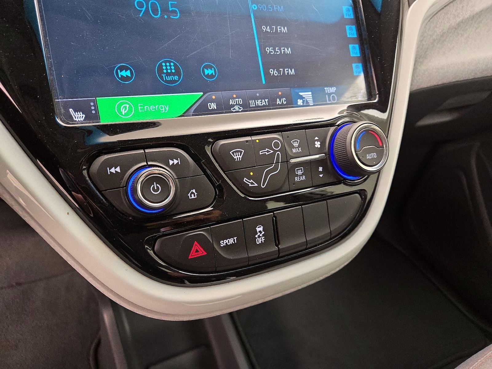 2021 Chevrolet Bolt EV LT - Photo 17
