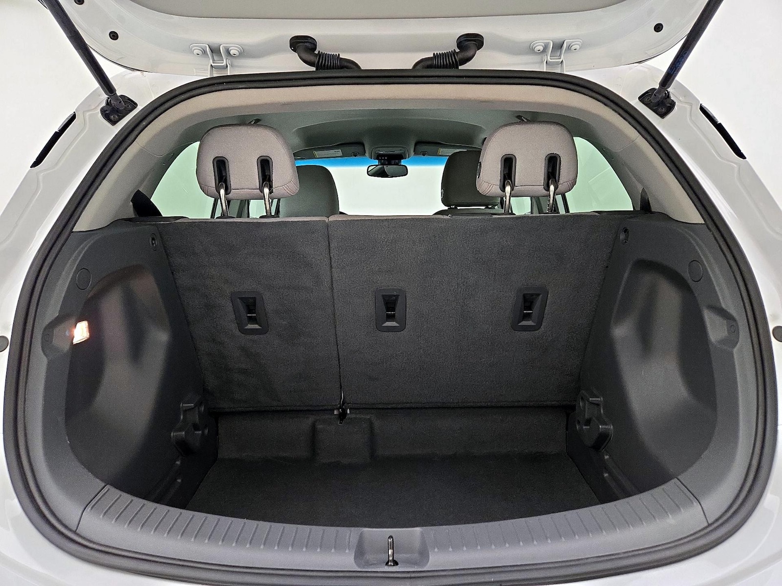 2021 Chevrolet Bolt EV LT - Photo 21