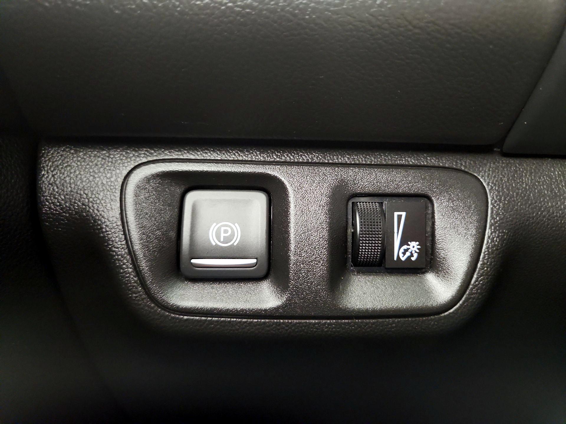 Thumbnail: 2023 GMC Acadia - 13