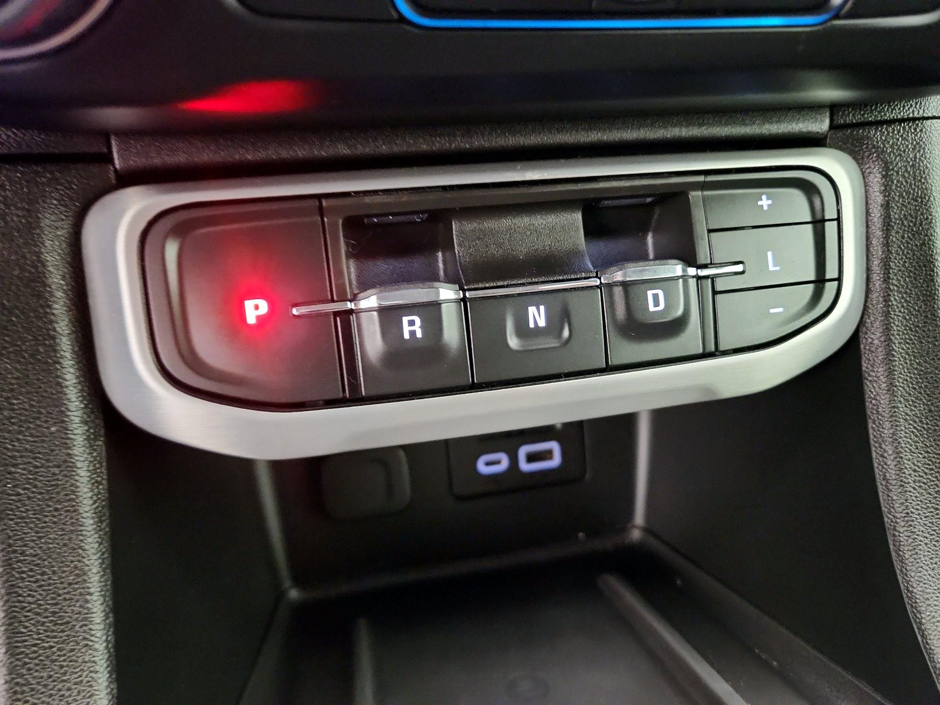 Thumbnail: 2023 GMC Acadia - 18