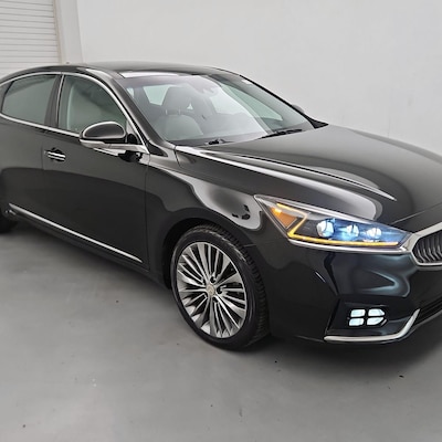 2017 Kia Cadenza Premium