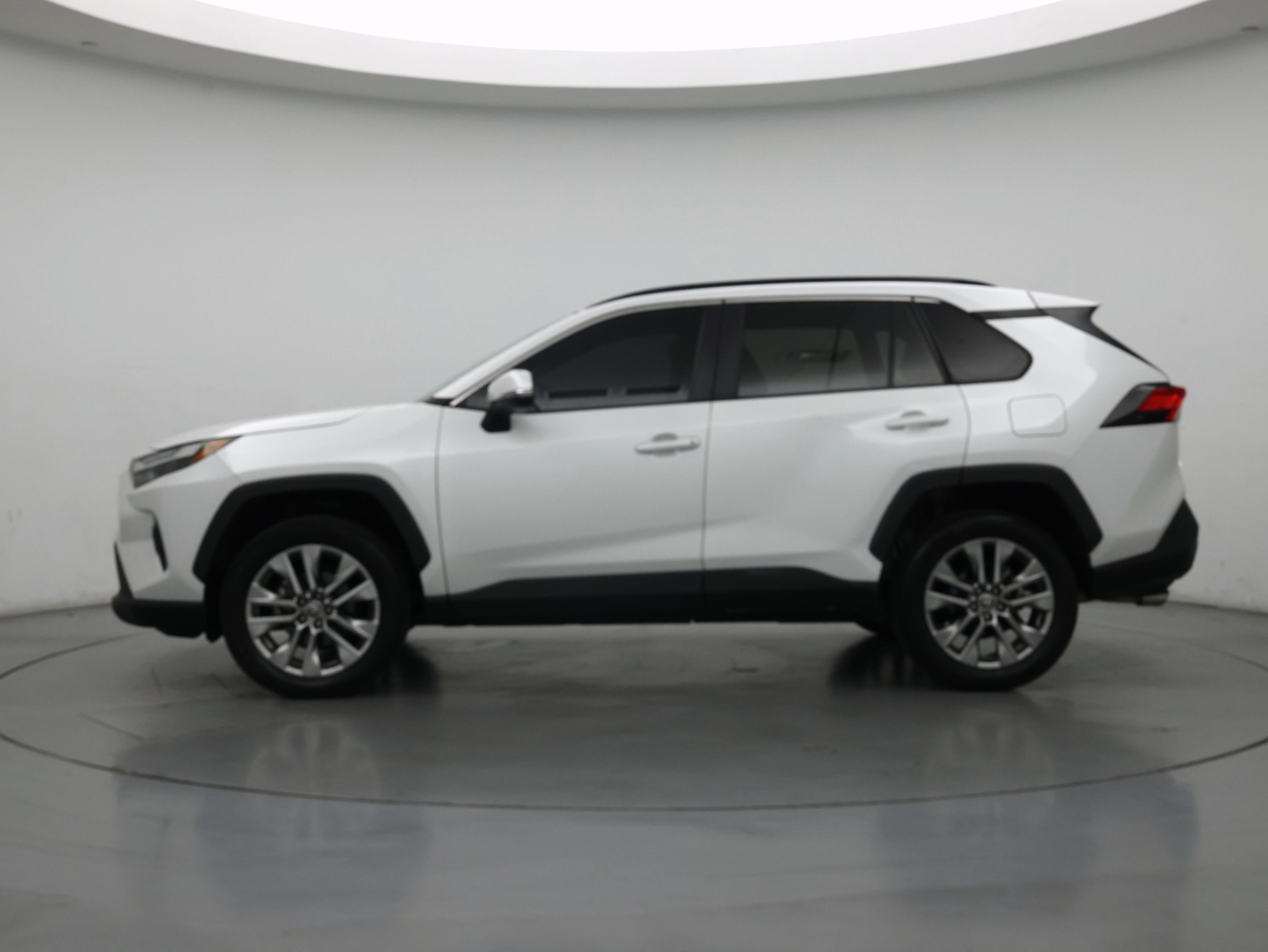 Thumbnail: 2024 Toyota RAV4 - 3