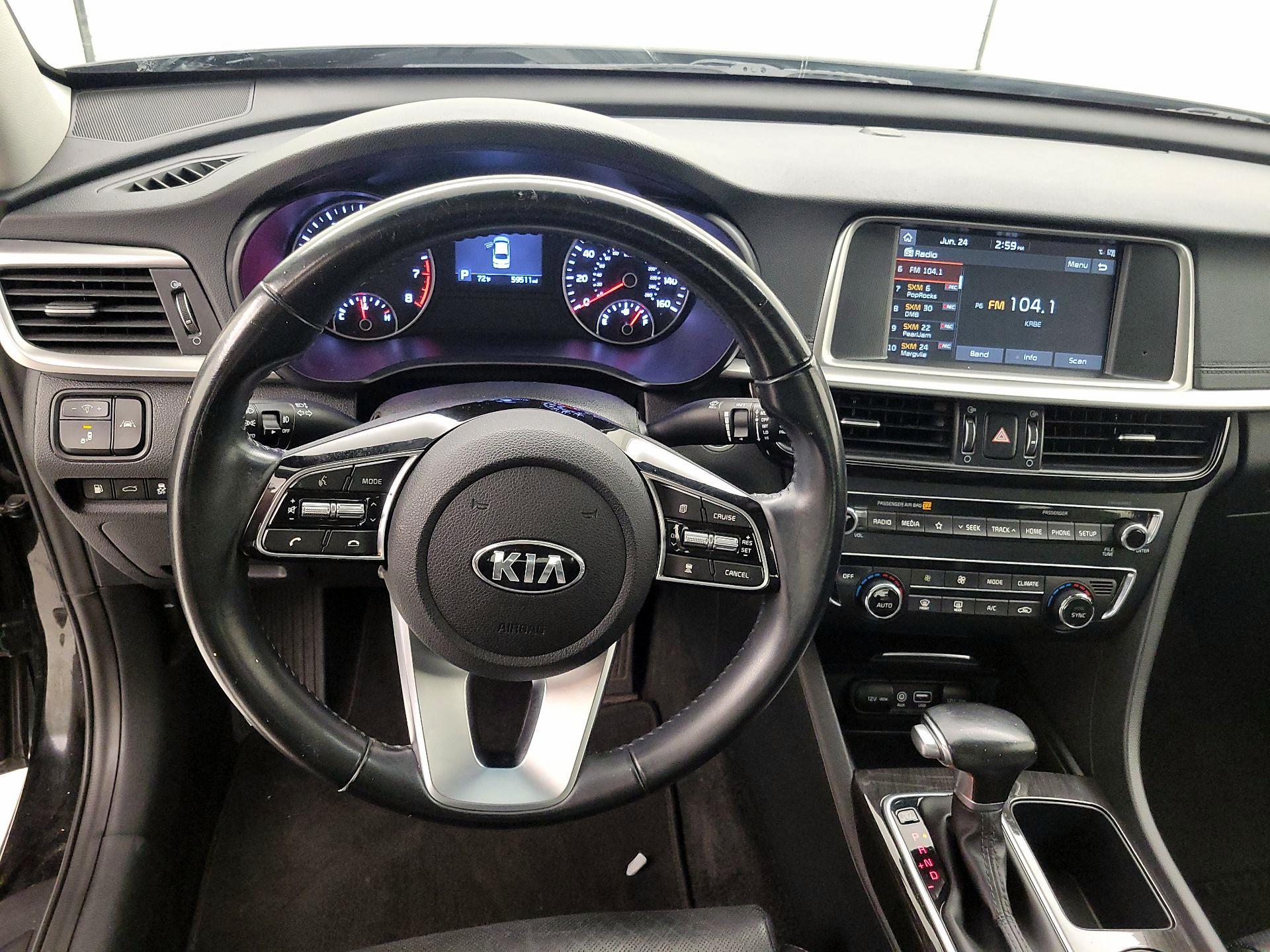 Thumbnail: 2019 Kia Optima - 10