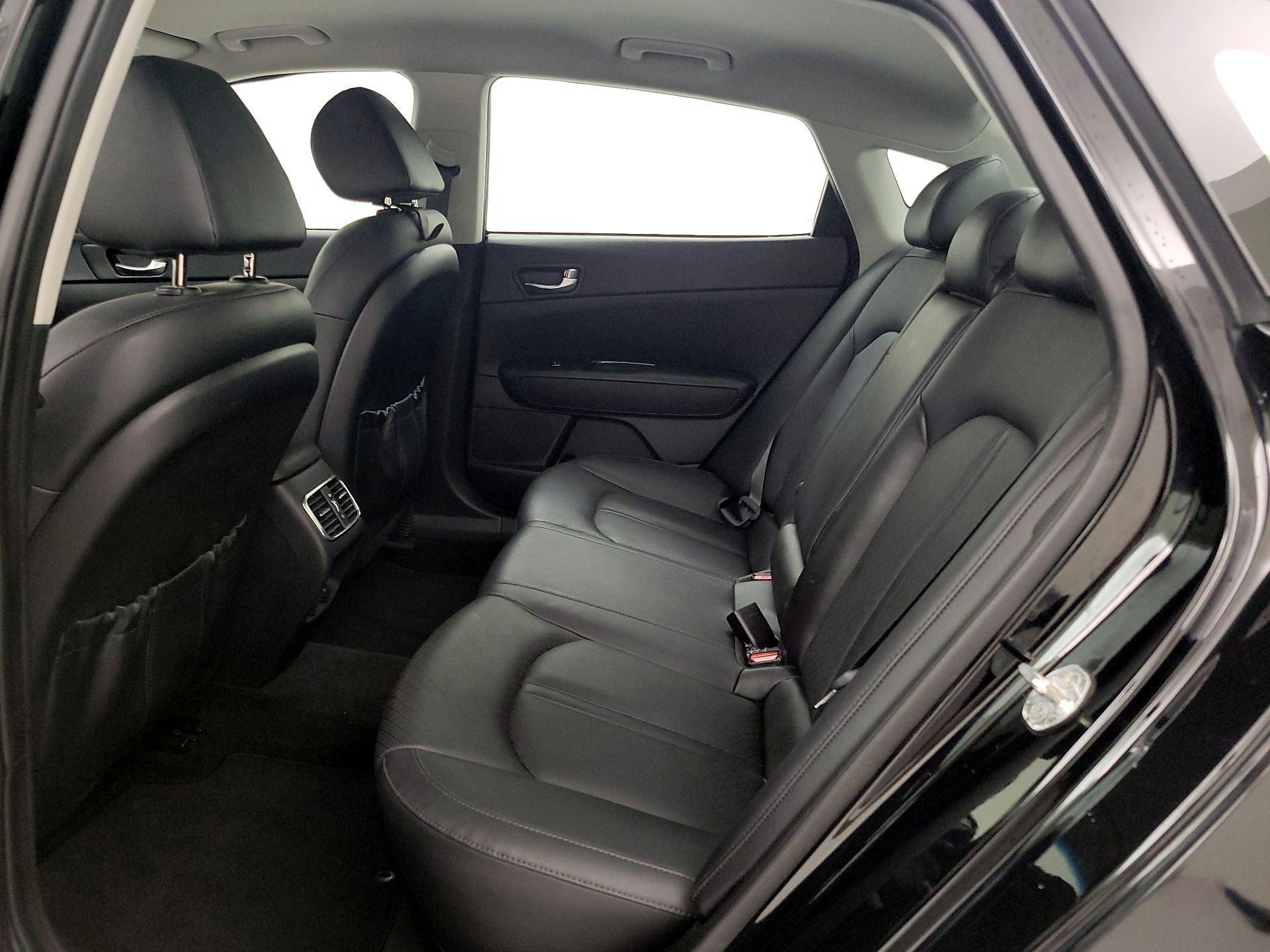 Thumbnail: 2019 Kia Optima - 19
