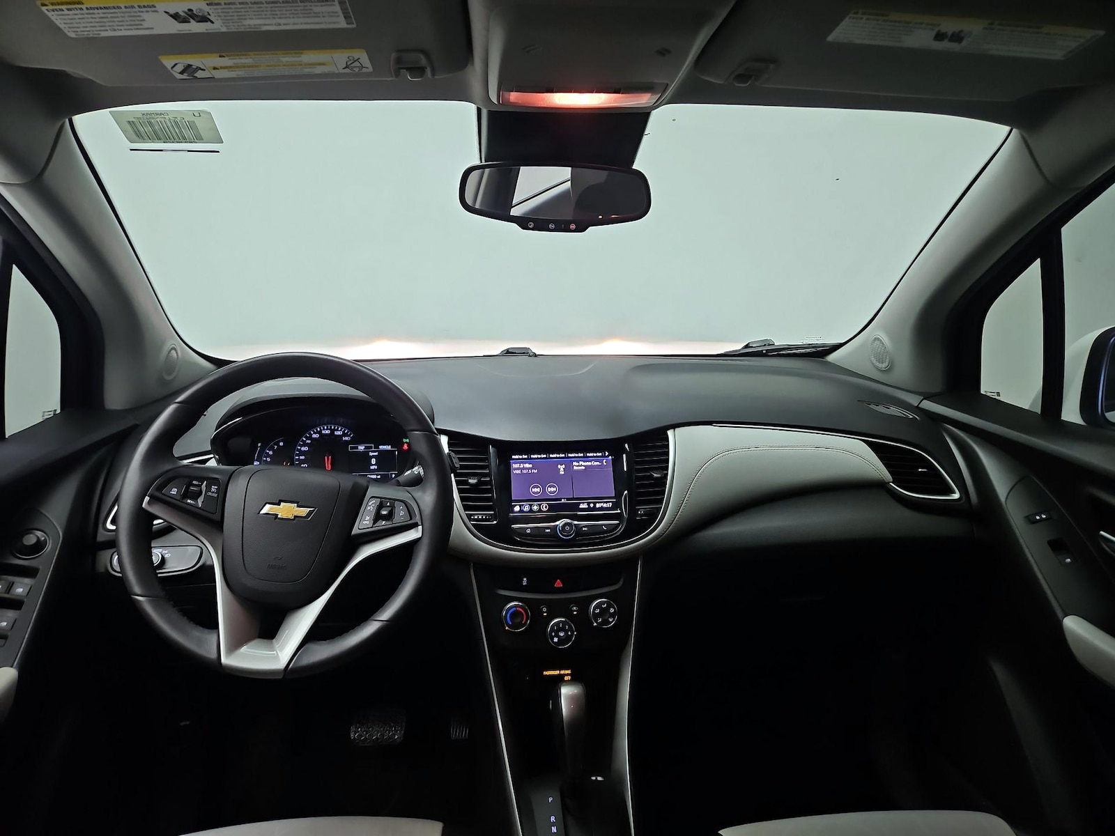 2022 Chevrolet Trax LT - Photo 10