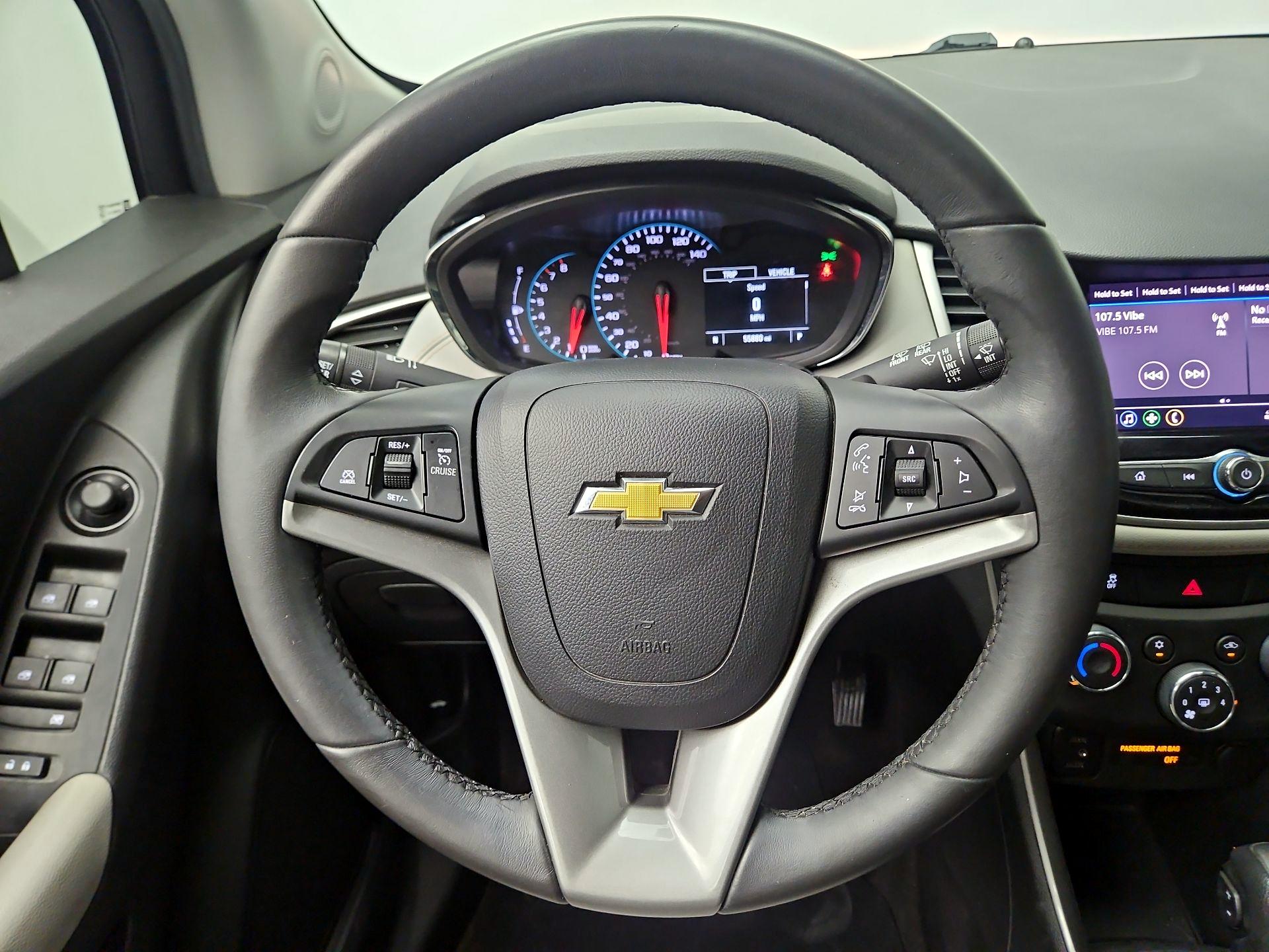Thumbnail: 2022 Chevrolet Trax - 10