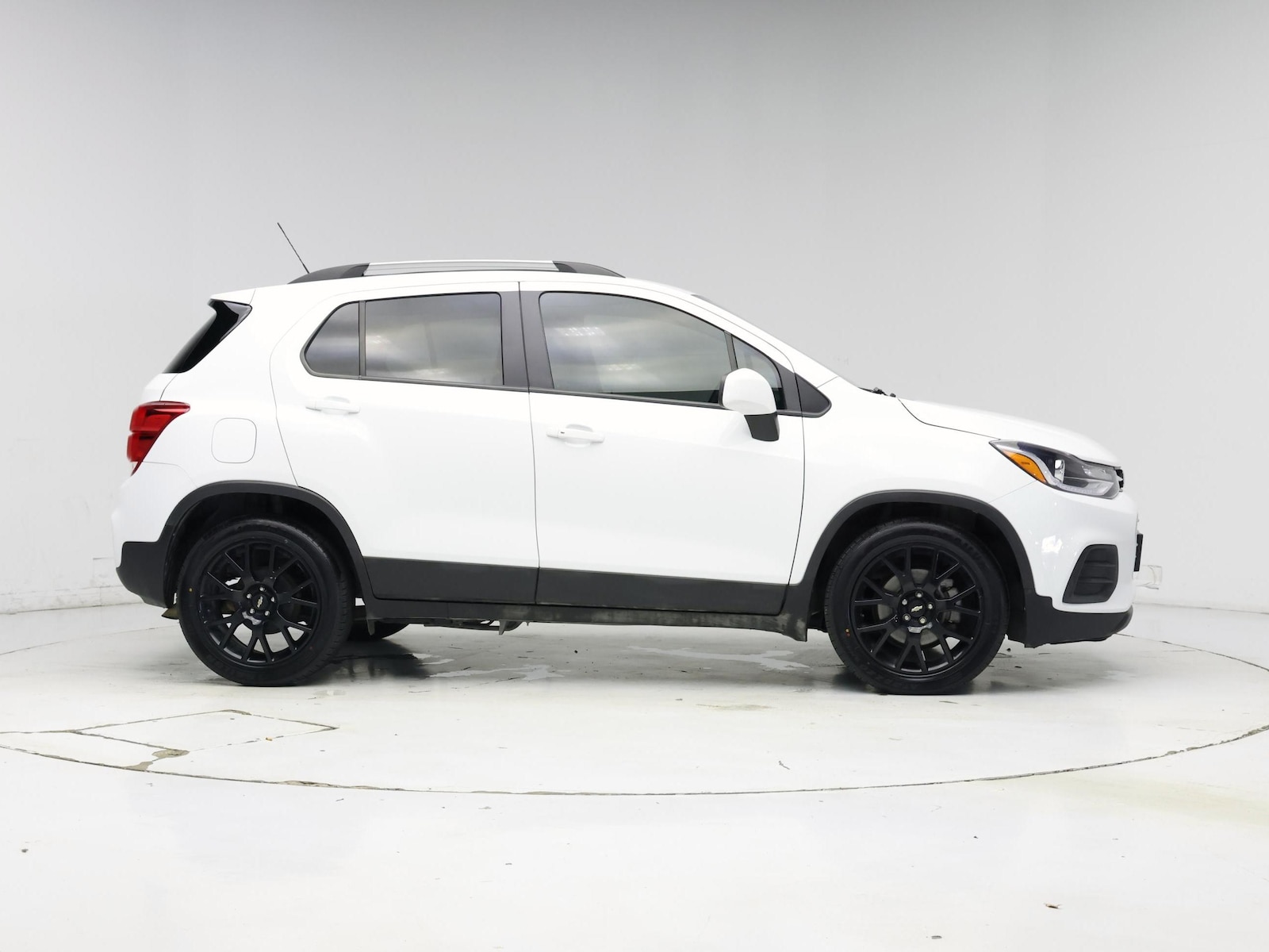 2022 Chevrolet Trax LT - Photo 8