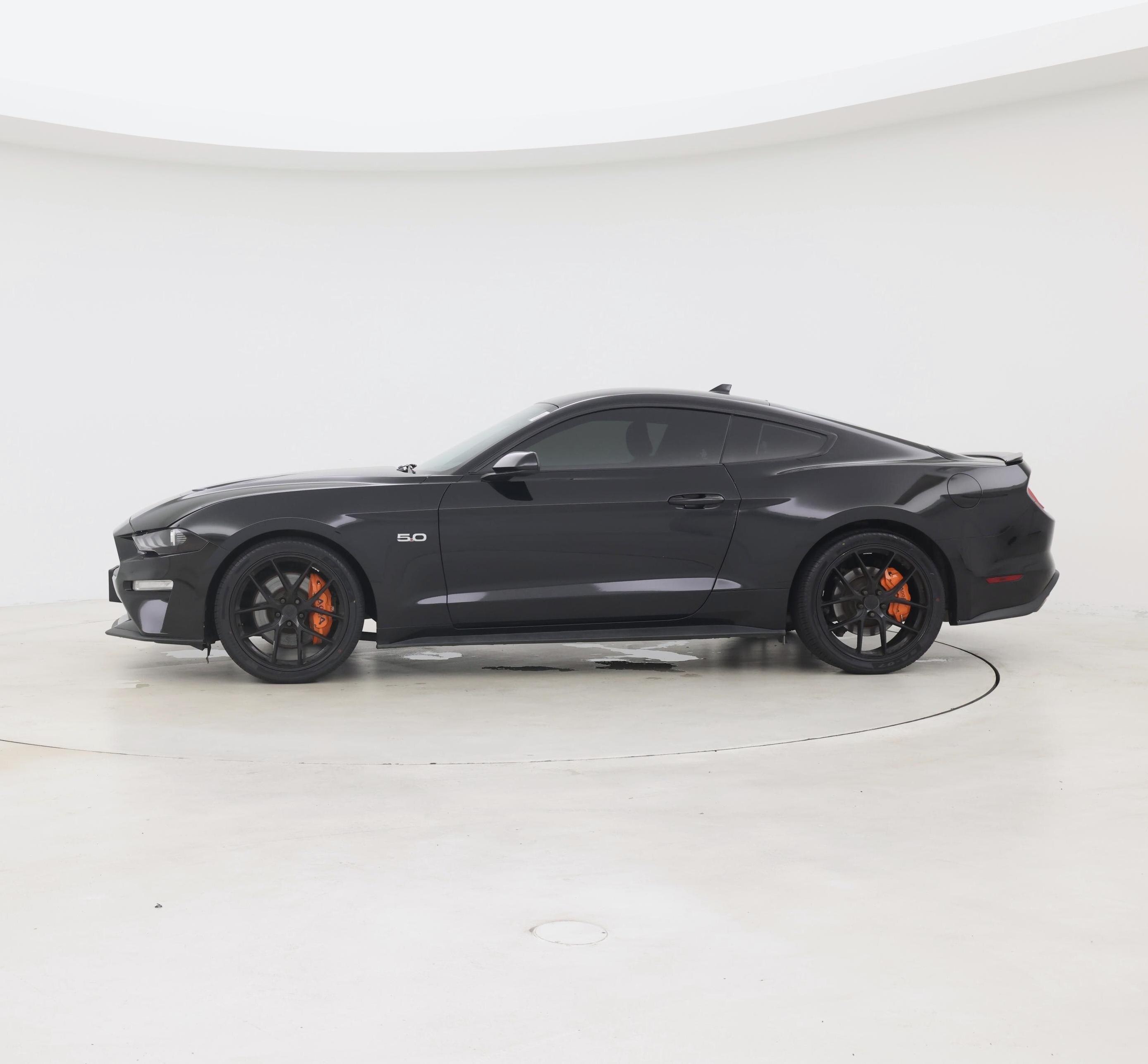 Thumbnail: 2022 Ford Mustang - 3