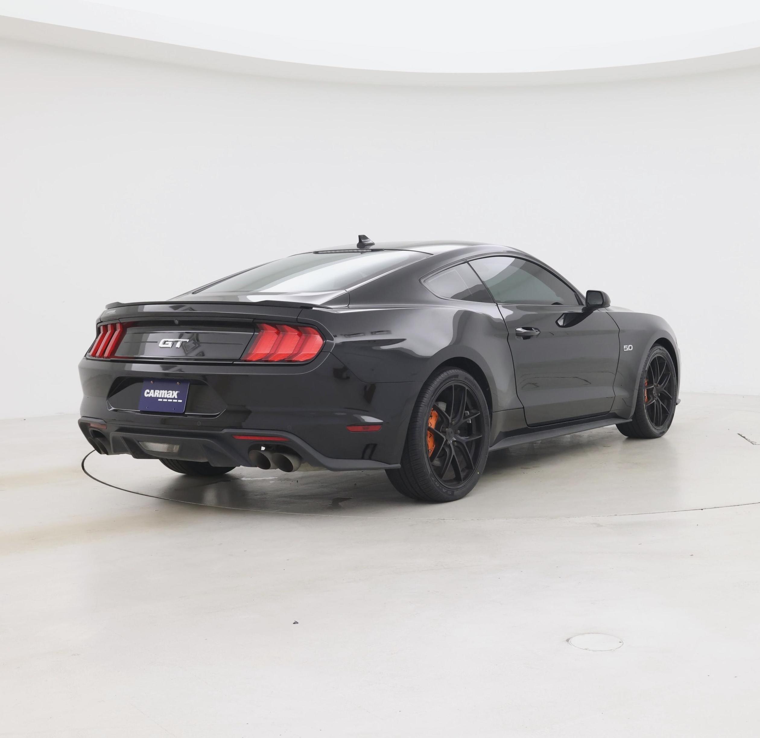 Thumbnail: 2022 Ford Mustang - 8