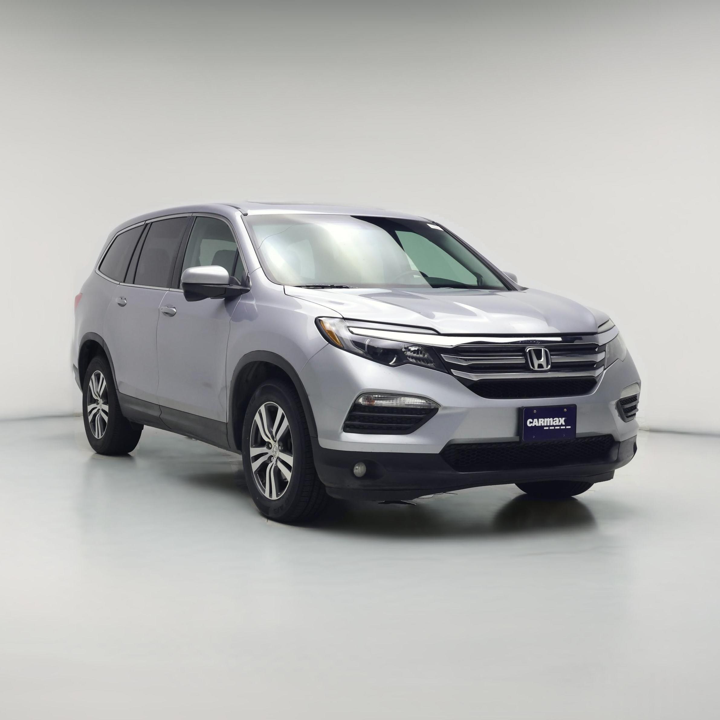 Thumbnail: 2017 Honda Pilot - 1
