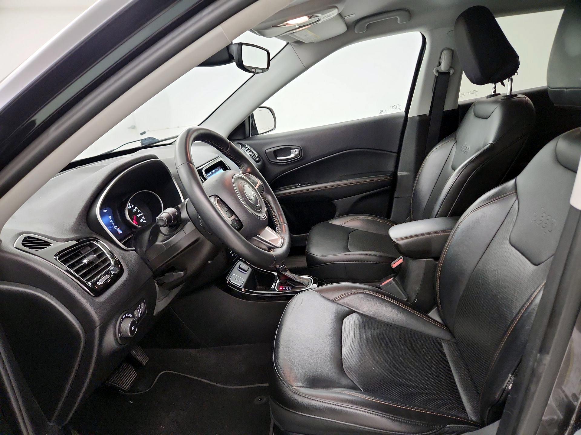 Thumbnail: 2018 Jeep Compass - 9