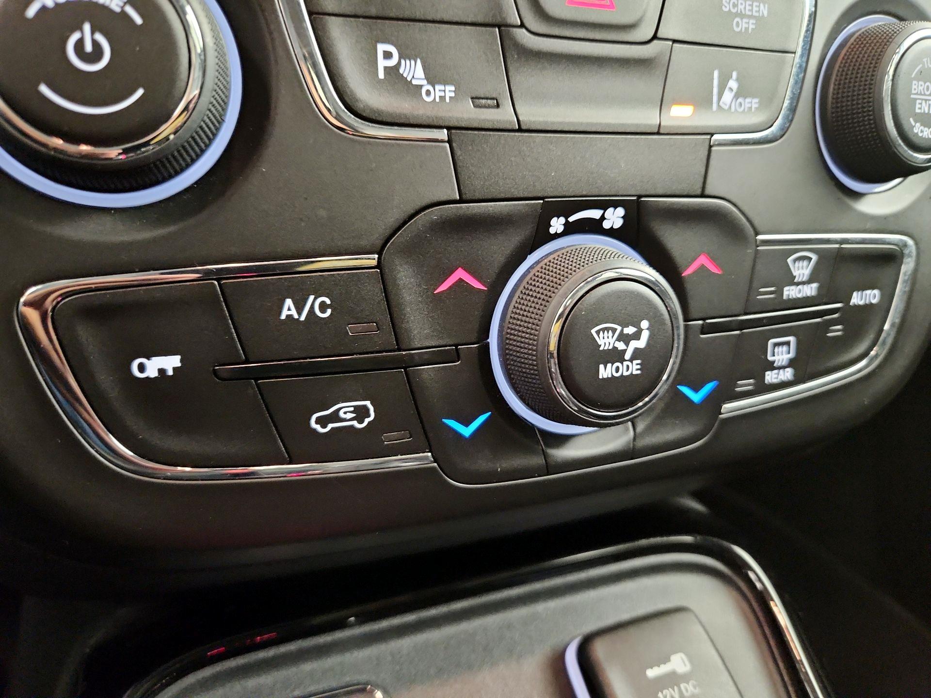 Thumbnail: 2018 Jeep Compass - 15