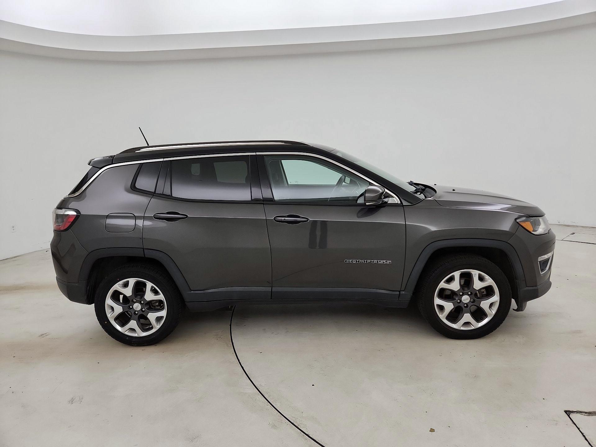 Thumbnail: 2018 Jeep Compass - 4
