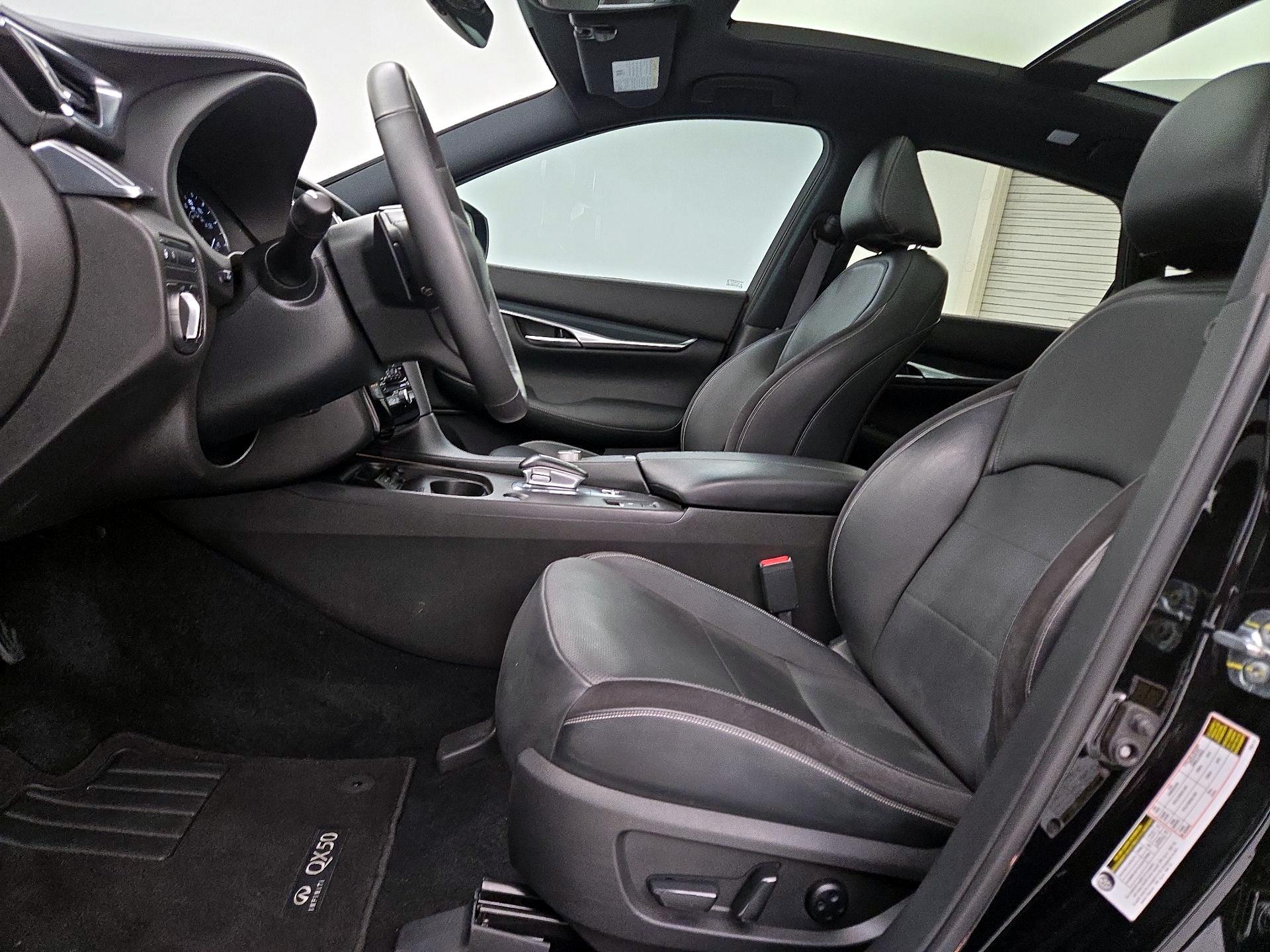 Thumbnail: 2023 INFINITI QX50 - 11