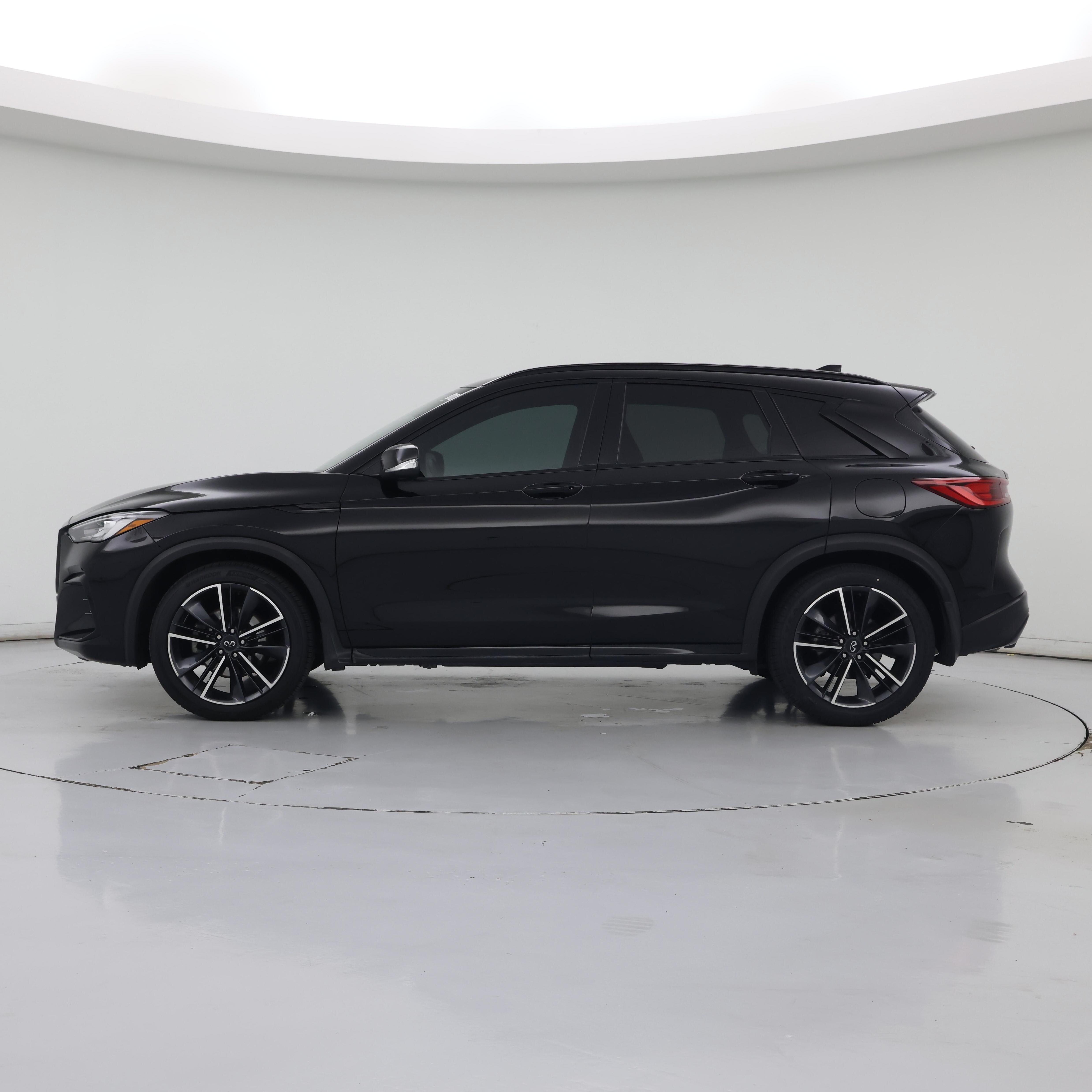 Thumbnail: 2023 INFINITI QX50 - 3
