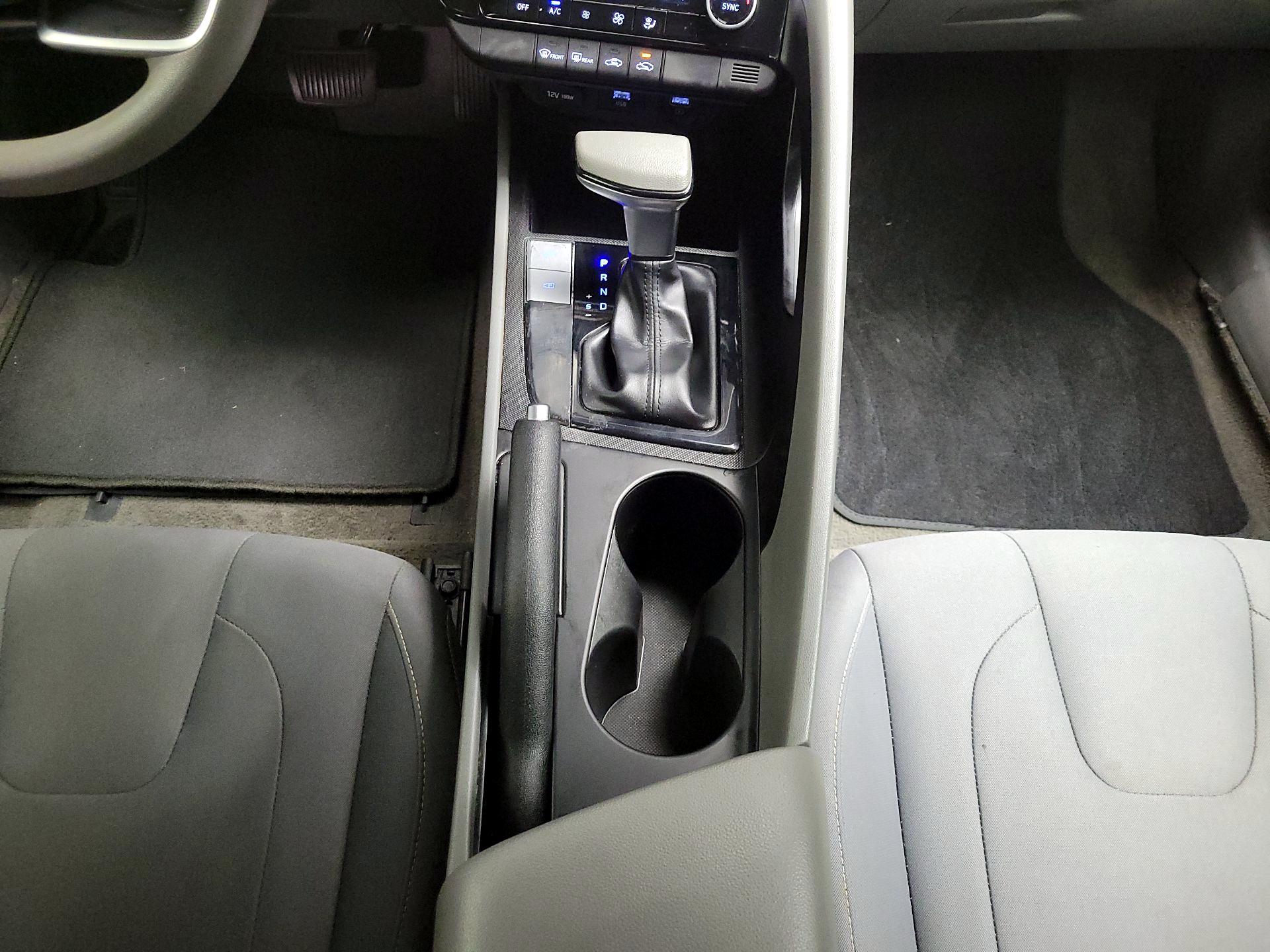Thumbnail: 2023 Hyundai Elantra - 17
