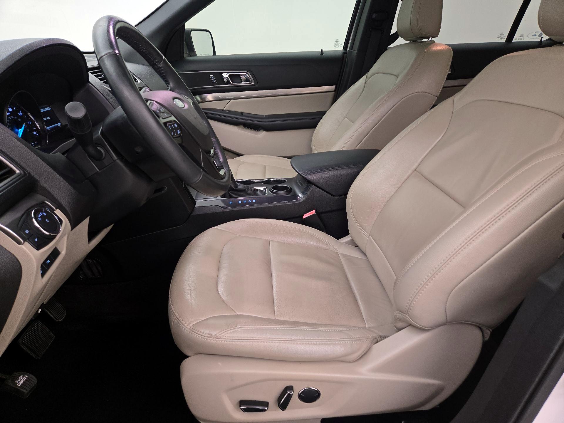 Thumbnail: 2018 Ford Explorer - 11