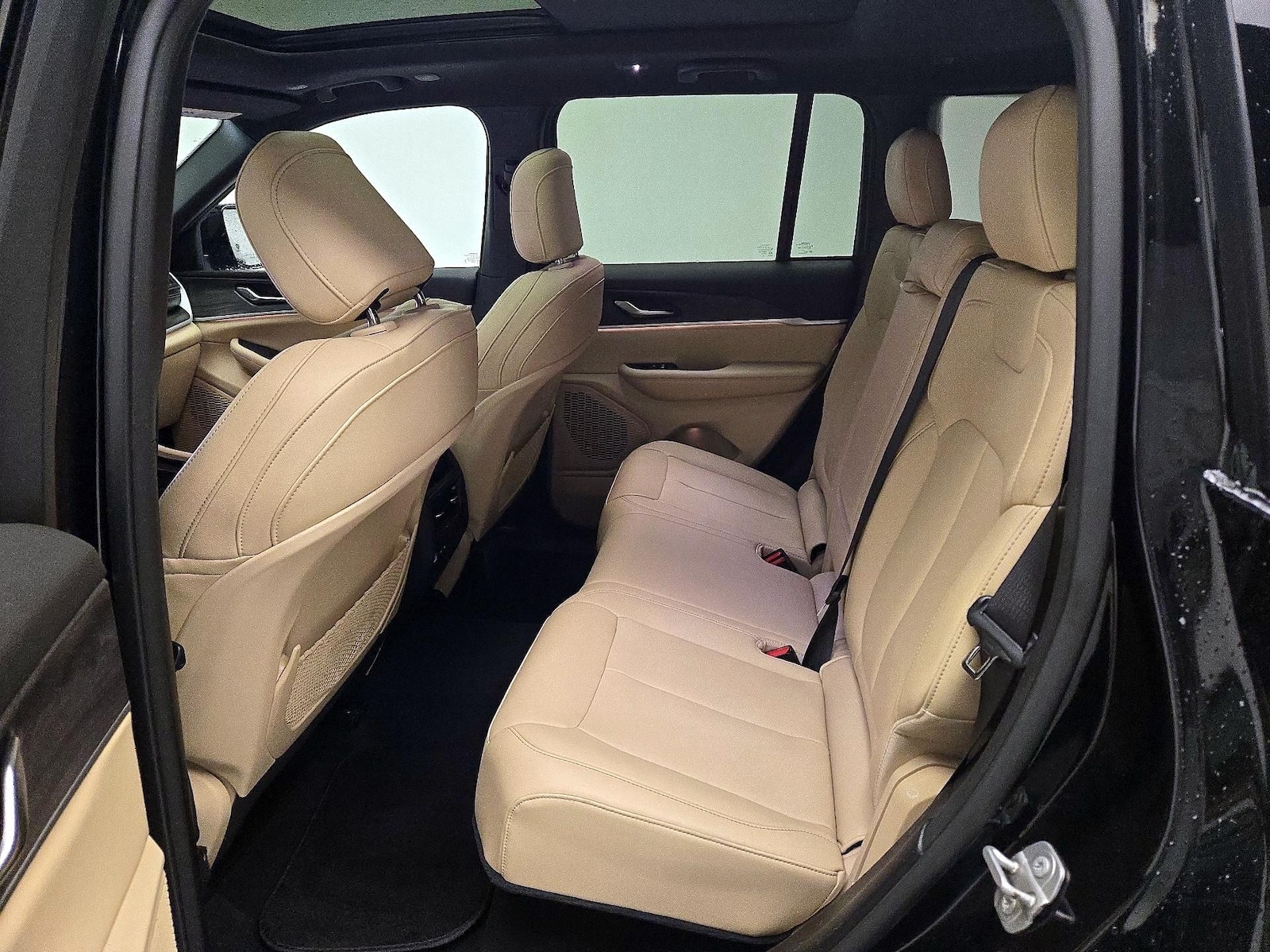2023 Jeep Grand Cherokee Limited - Photo 22